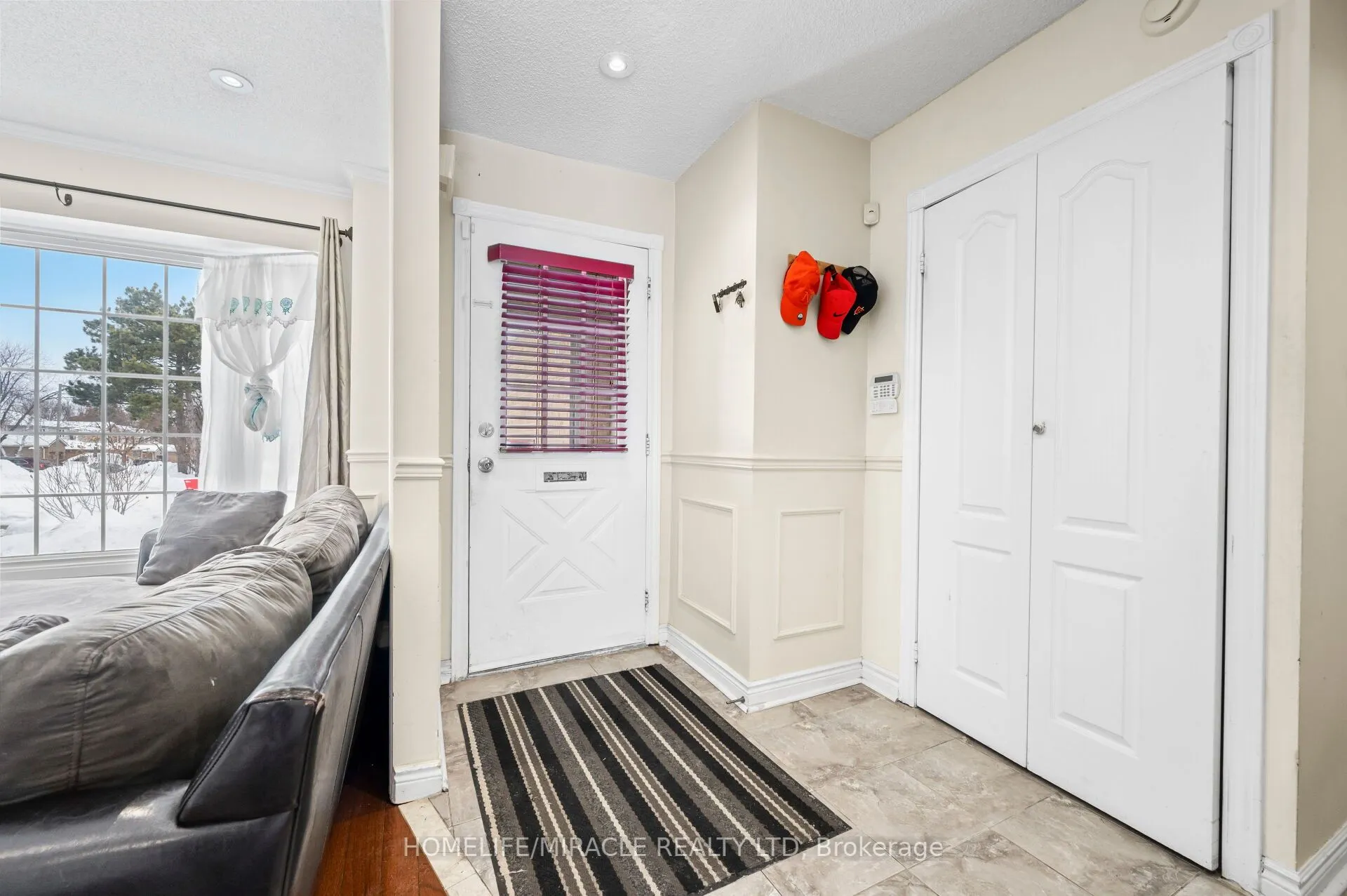 3124 Patrick Crescent