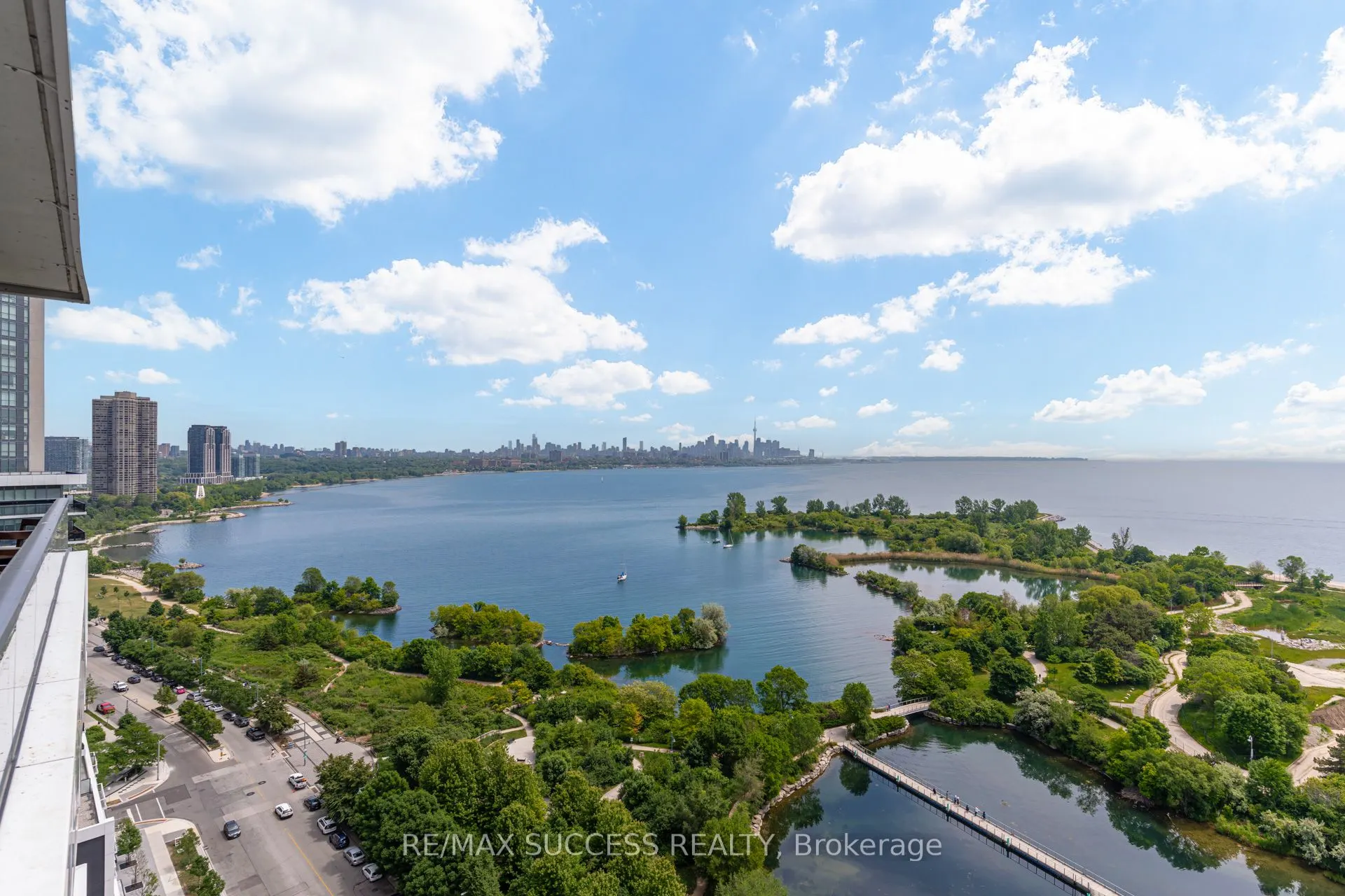 20 Shore breeze Avenue, #1807