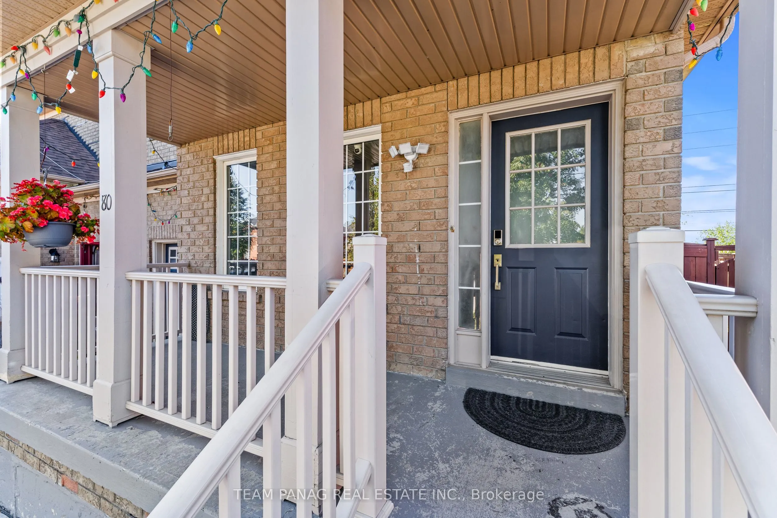 80 Saintsbury Crescent