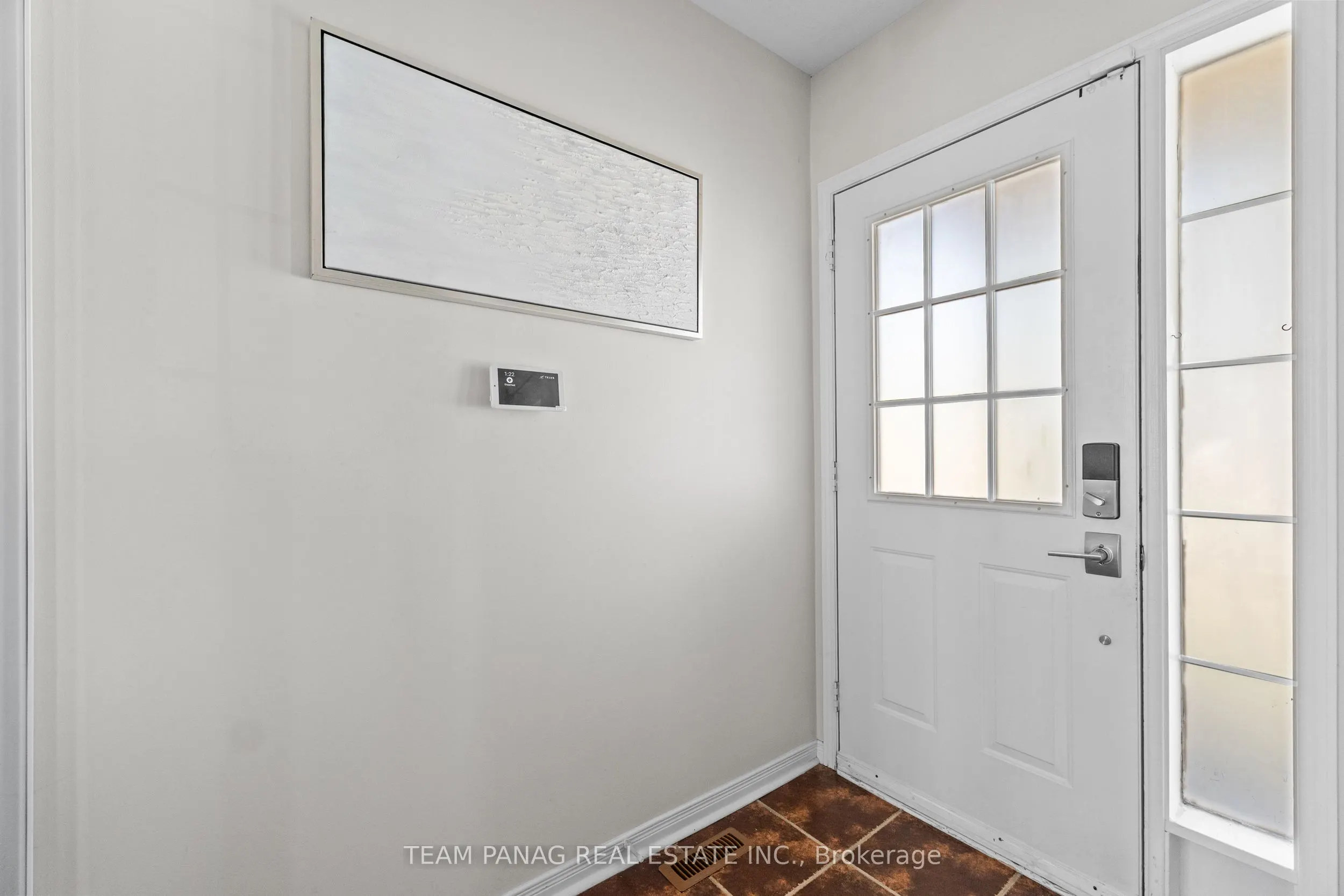 80 Saintsbury Crescent