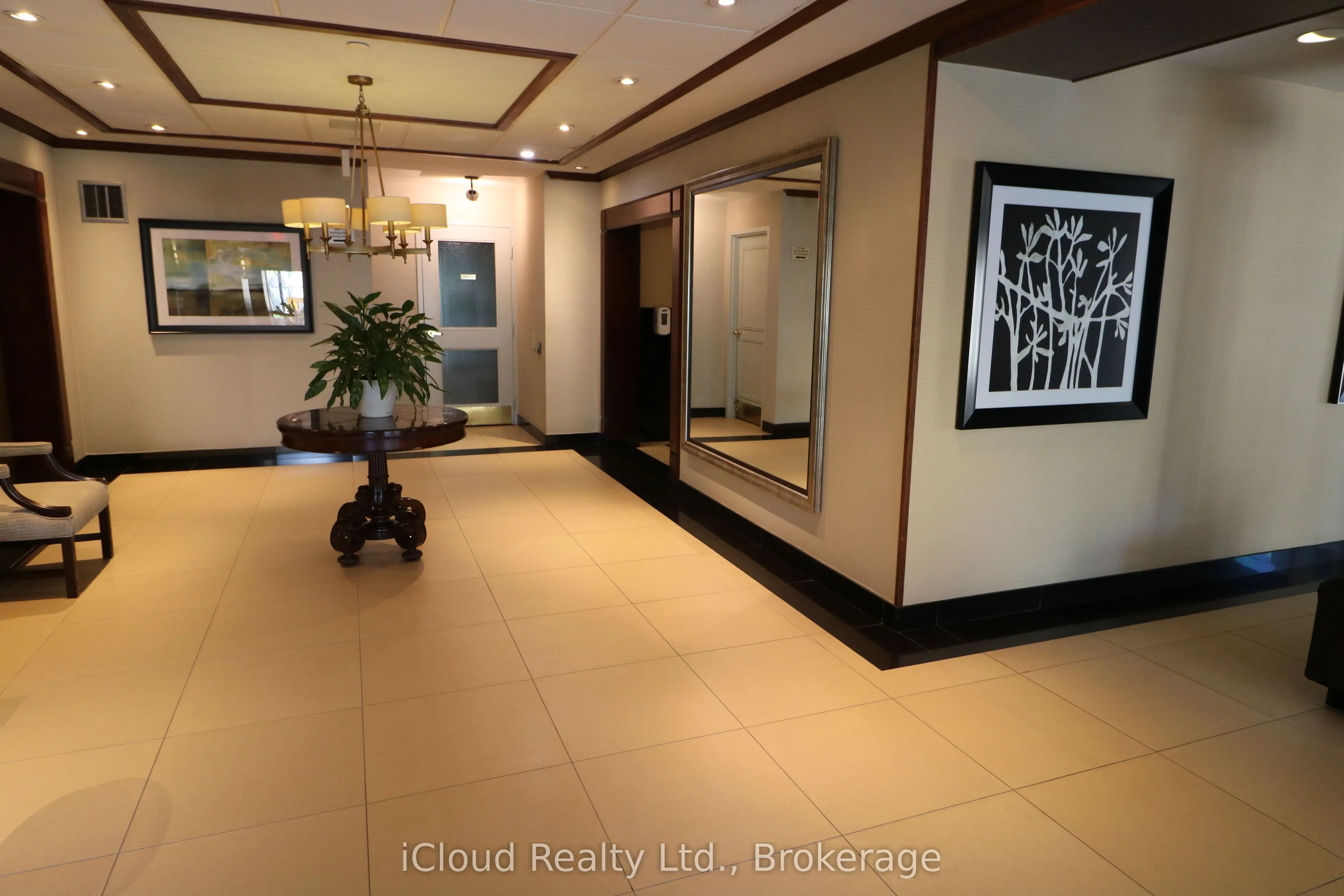 101 Subway Crescent, #2