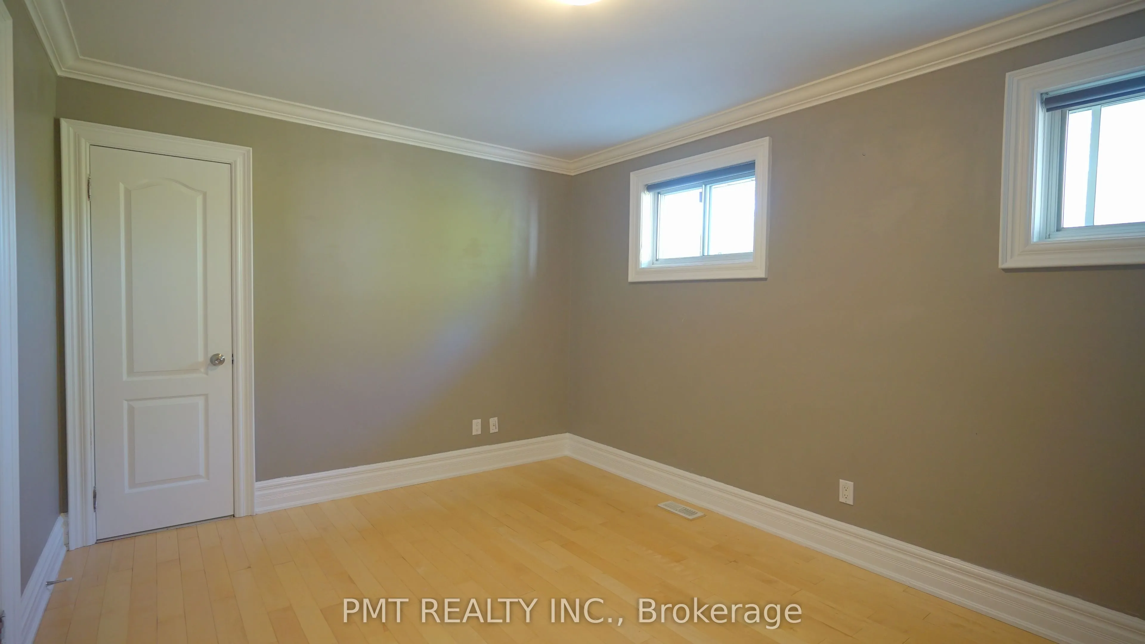 7 Waterbury Drive, #Main