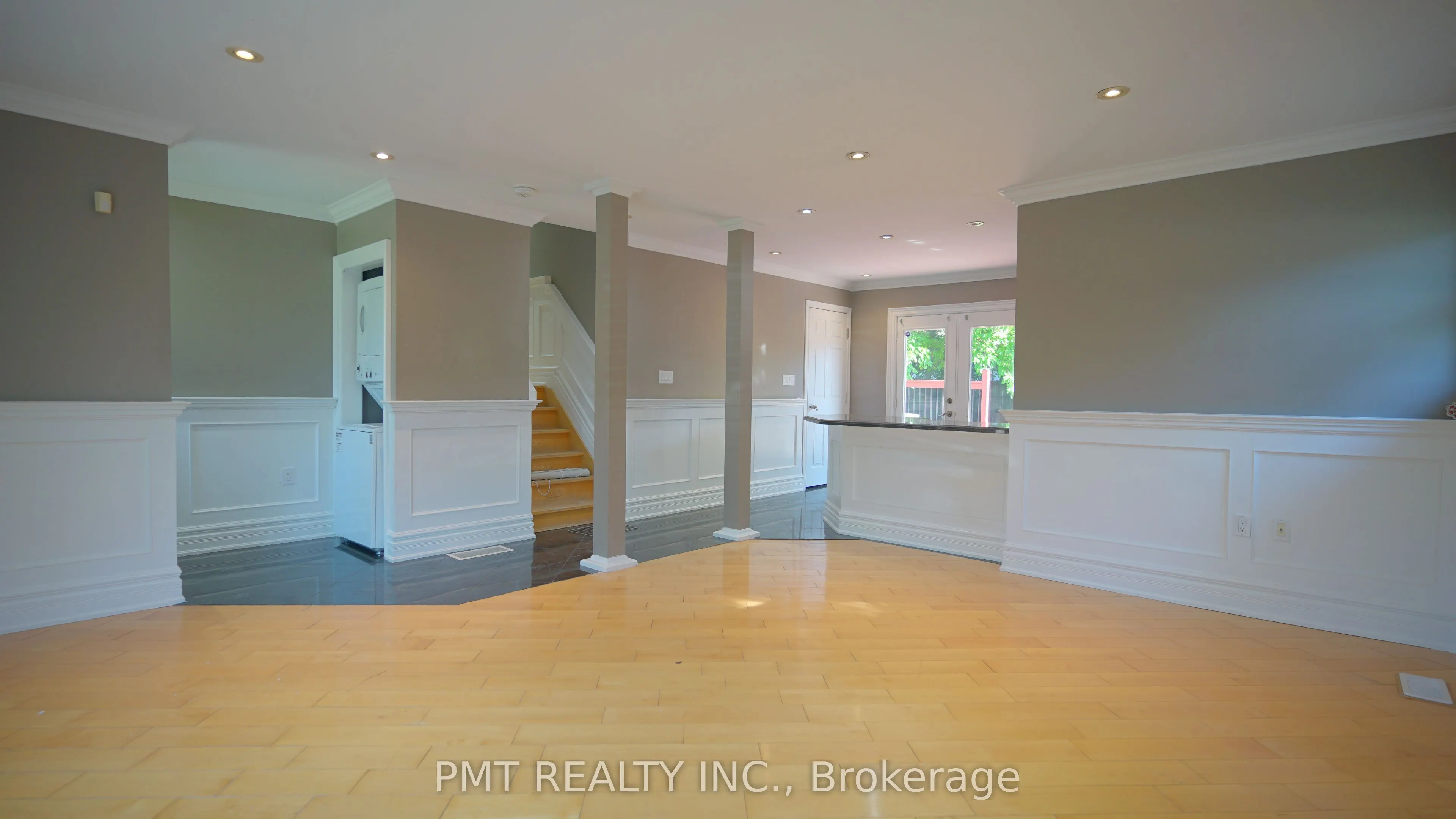 7 Waterbury Drive, #Main