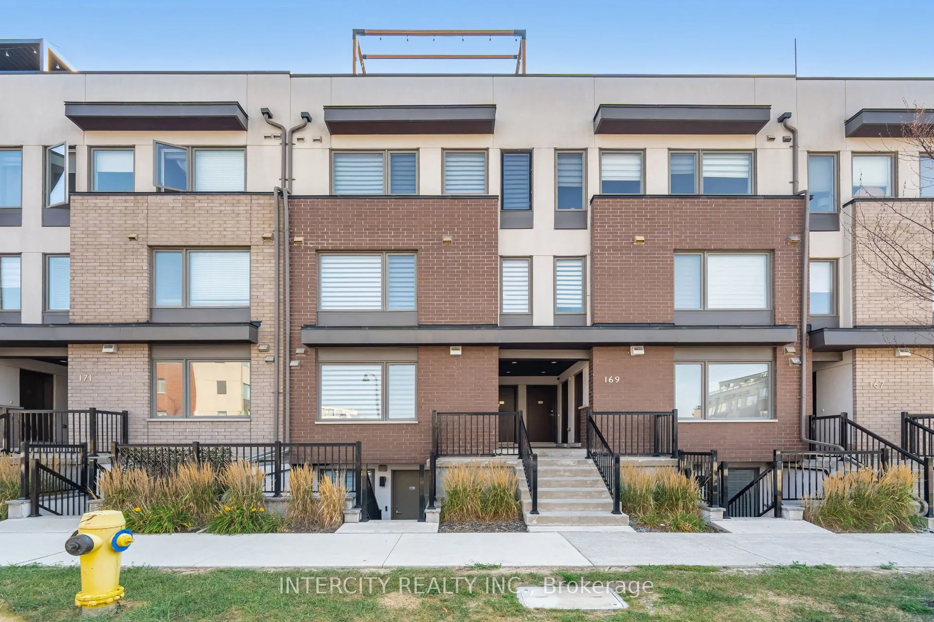169 William Duncan Road, #3