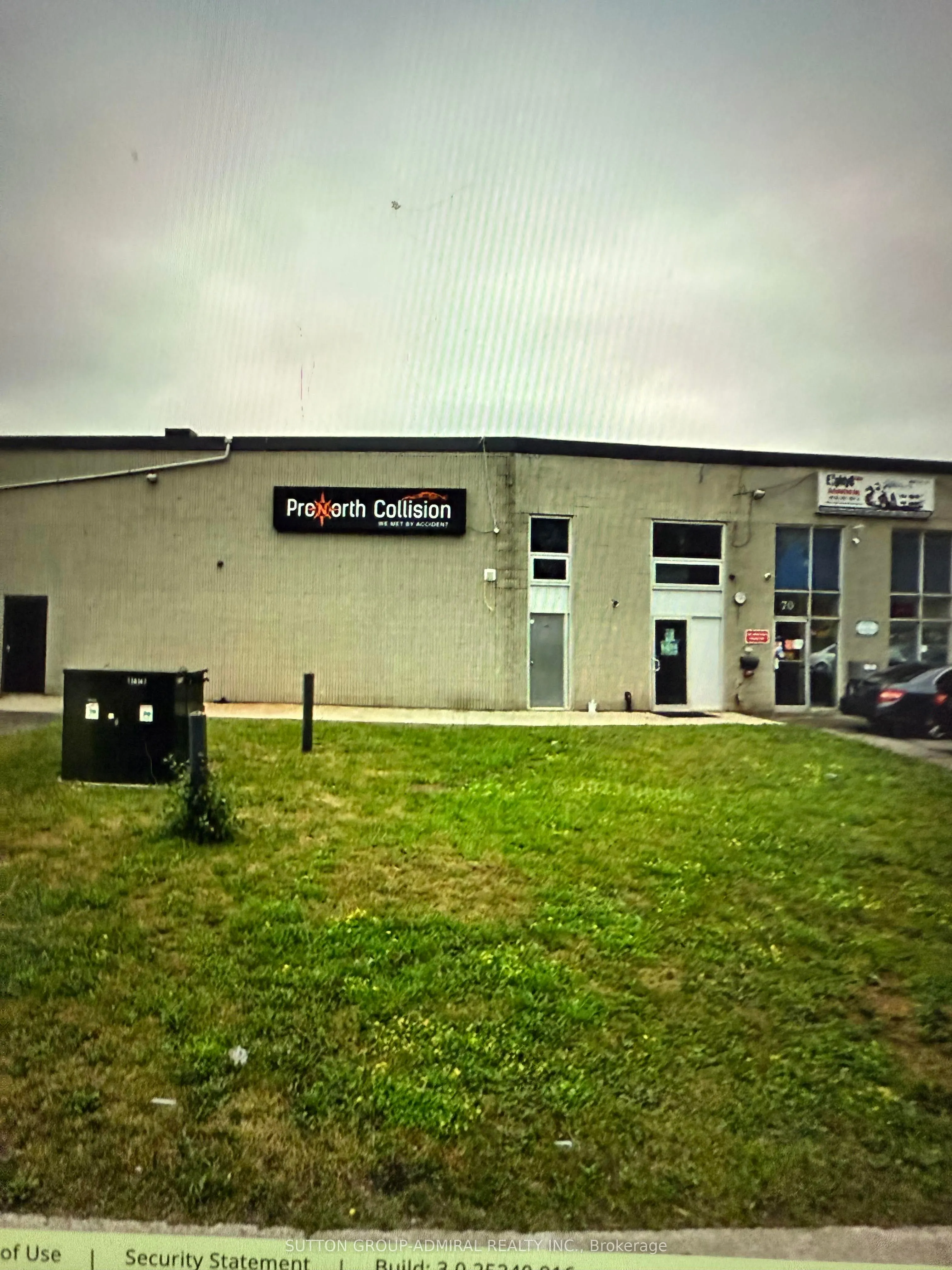 70 Vanley Crescent, #3