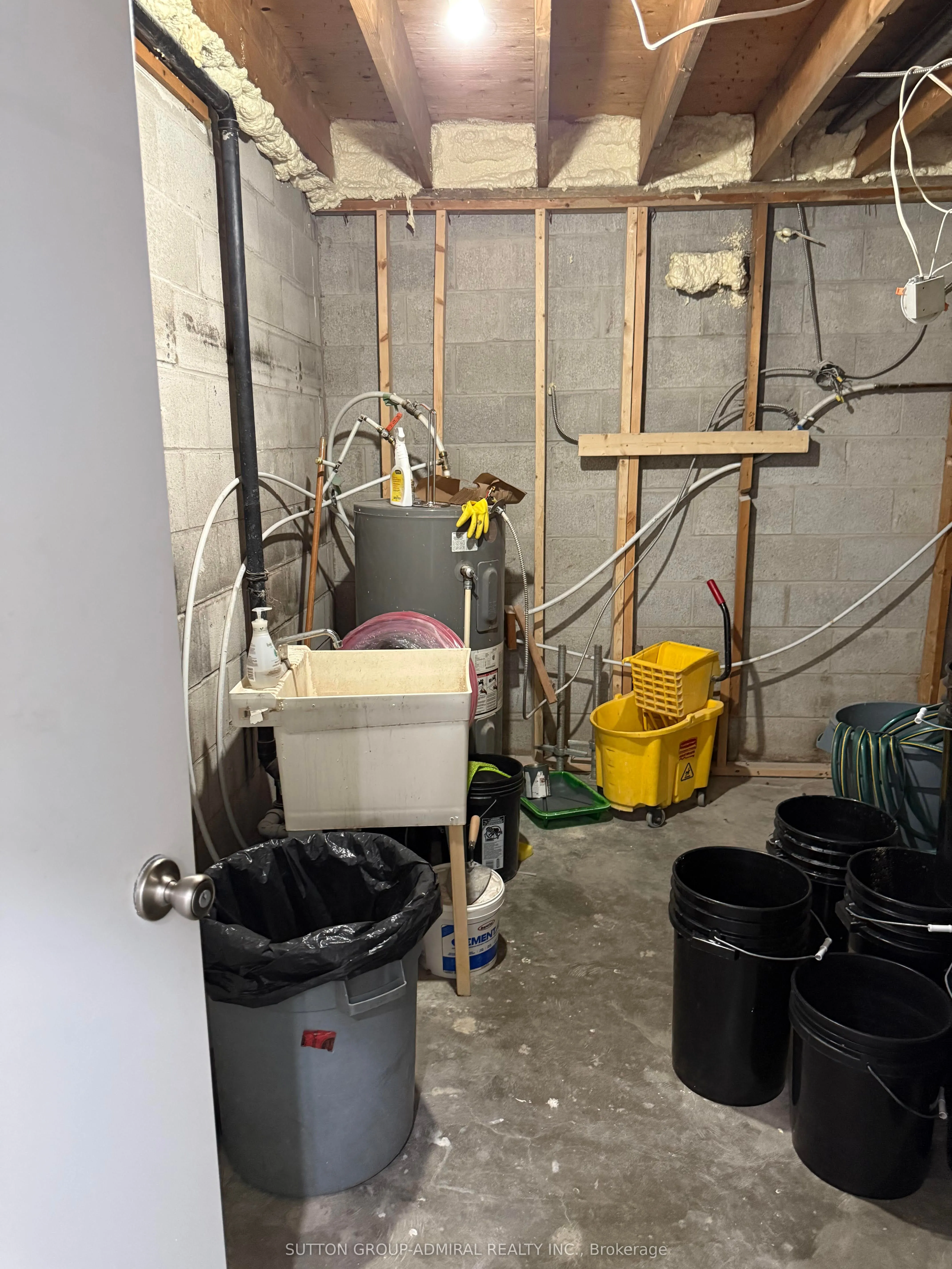 70 Vanley Crescent, #3