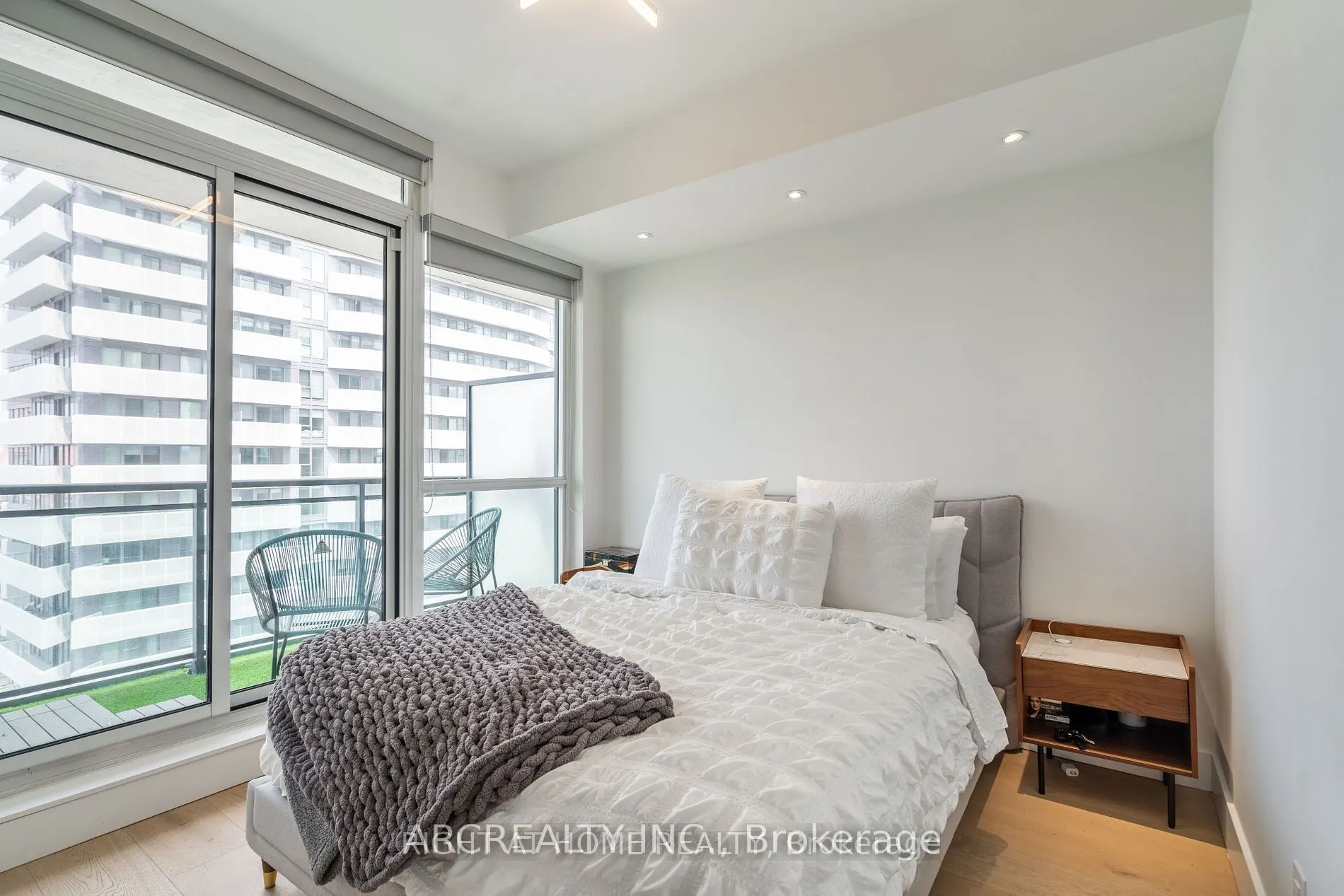 4070 Confederation Parkway, #3109