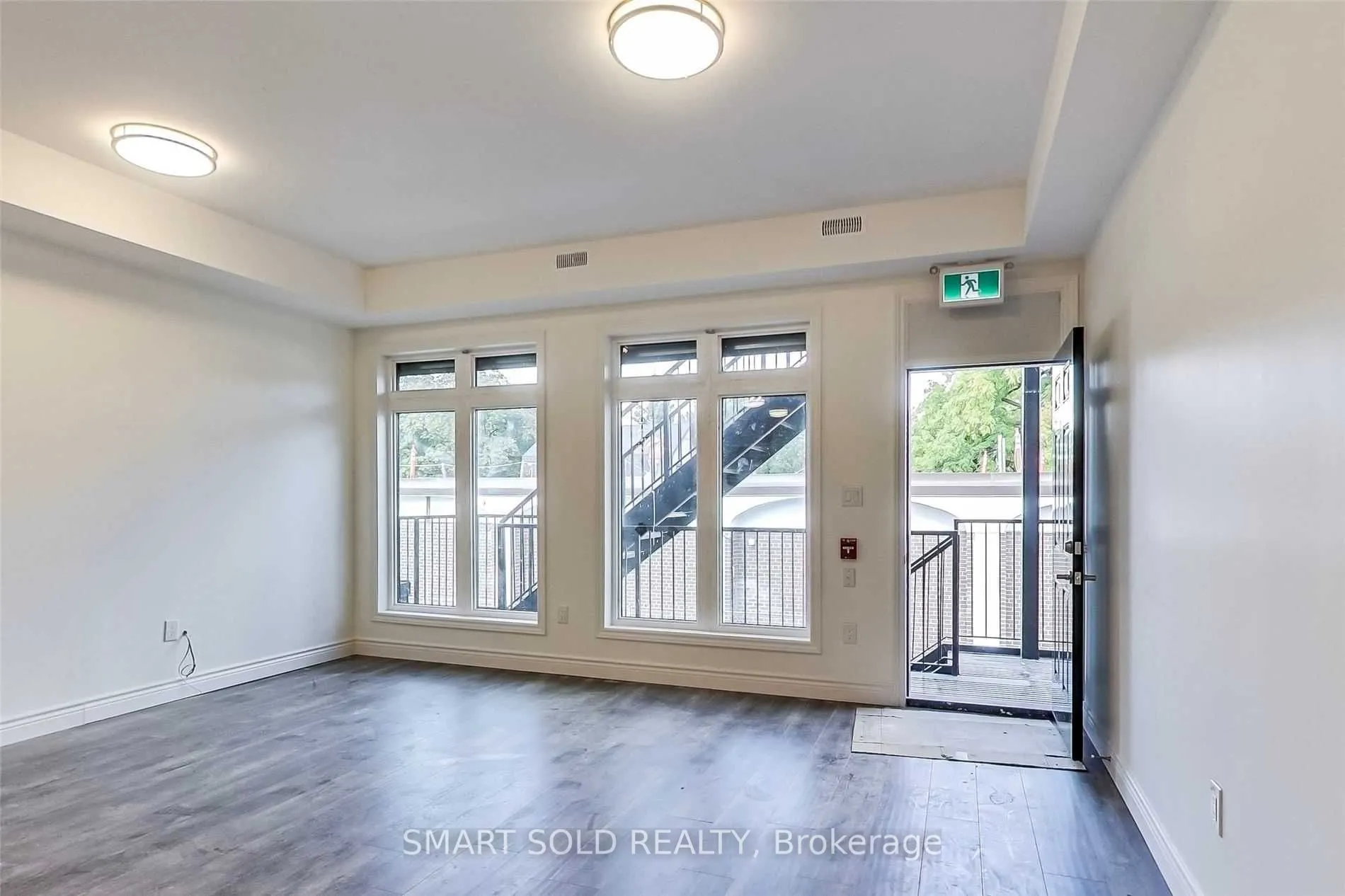 2208 Bloor Street W, #2