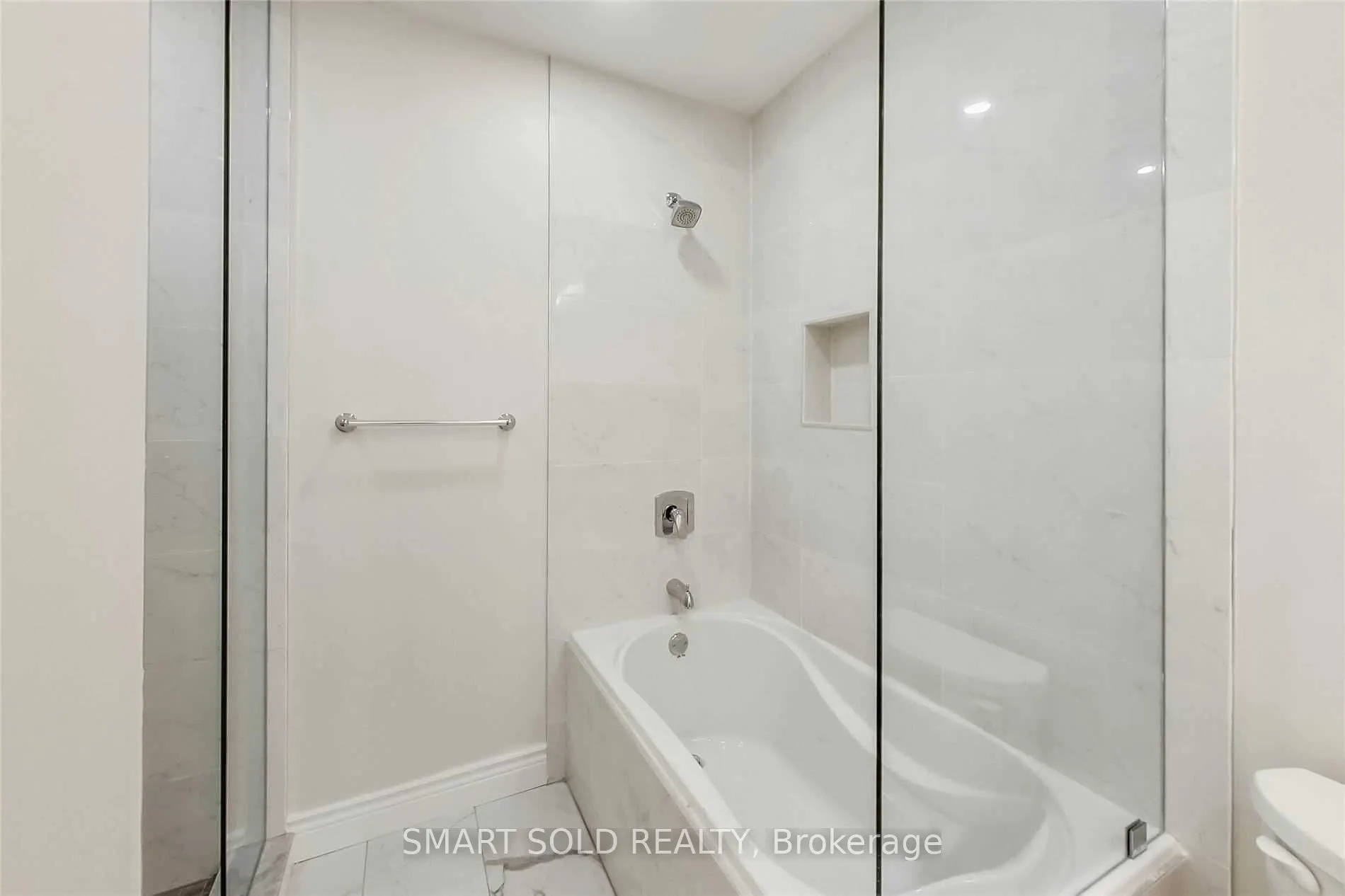 2208 Bloor Street W, #2