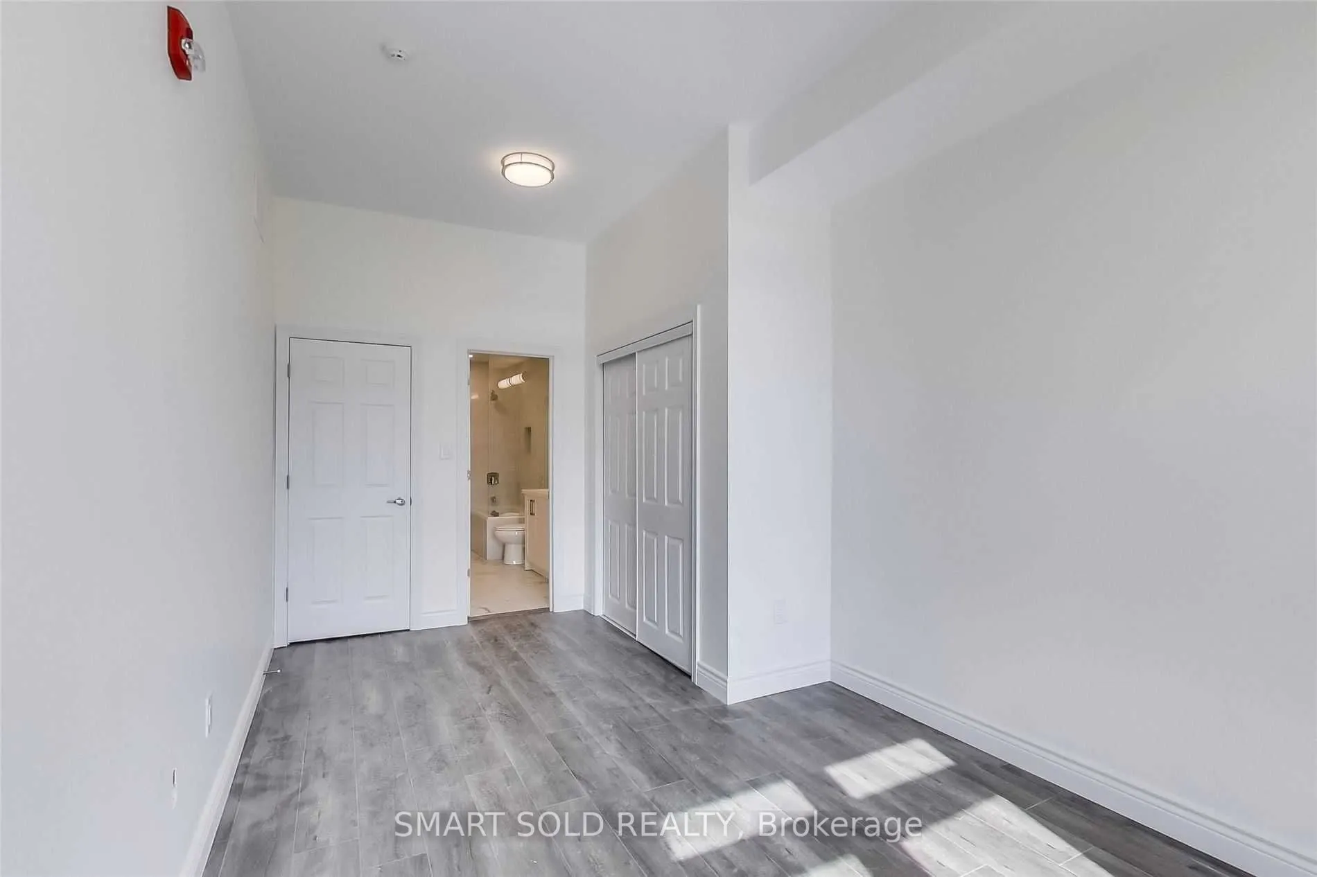 2208 Bloor Street W, #2