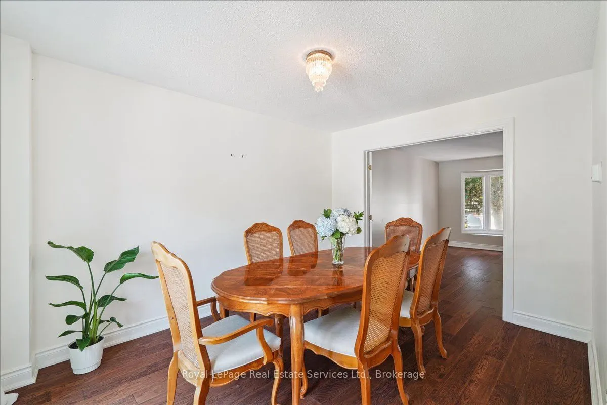 471 Deerhurst Drive