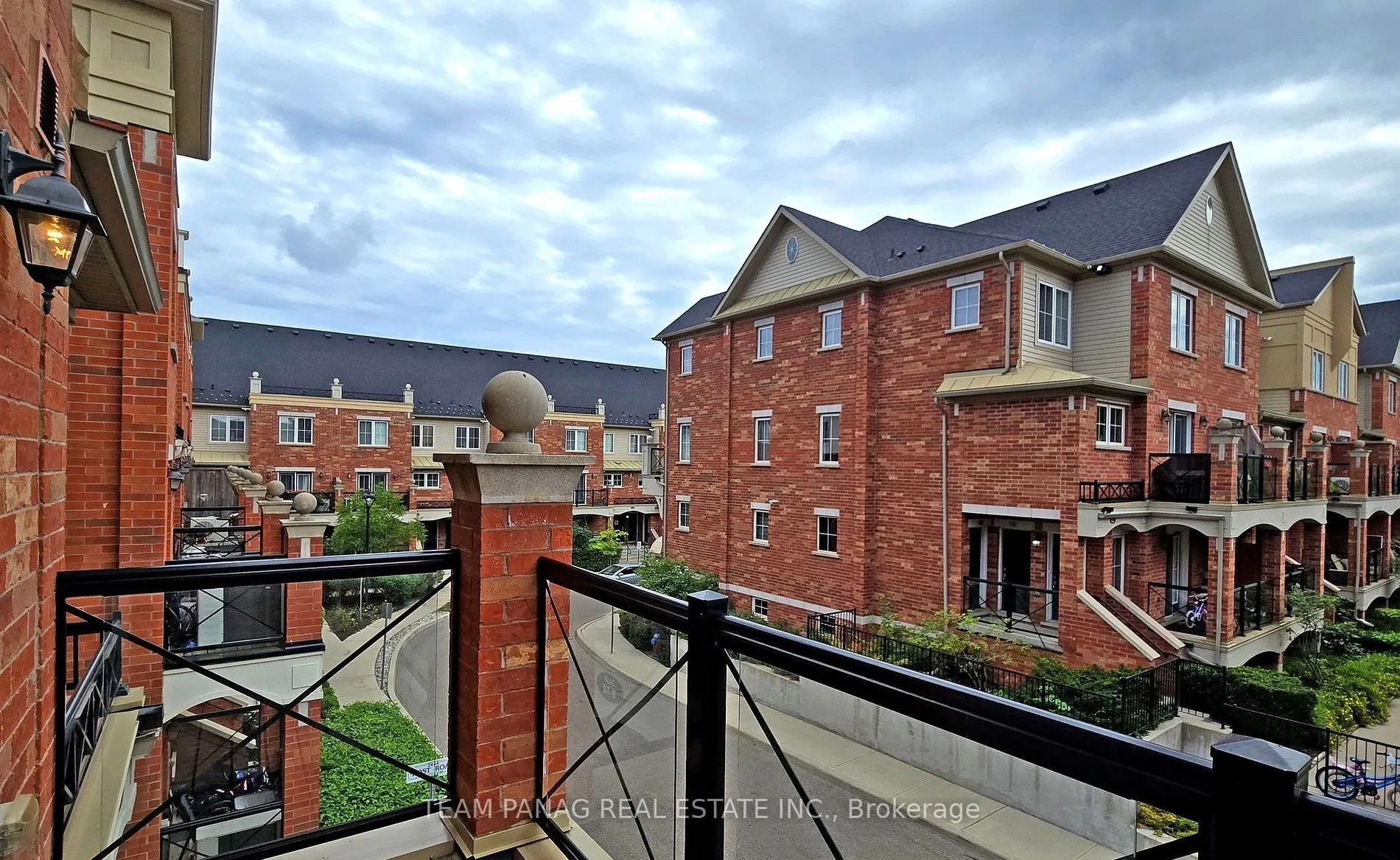 2450 Post Road, #9