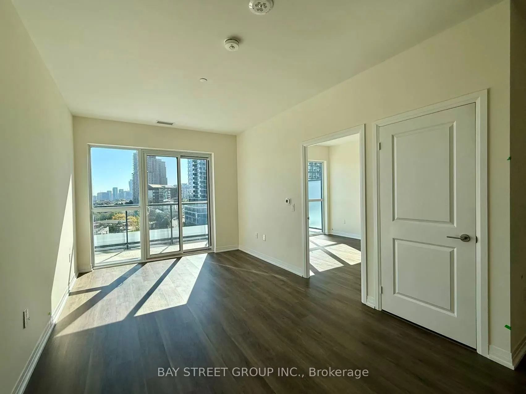 15 Watergarden Drive, #606