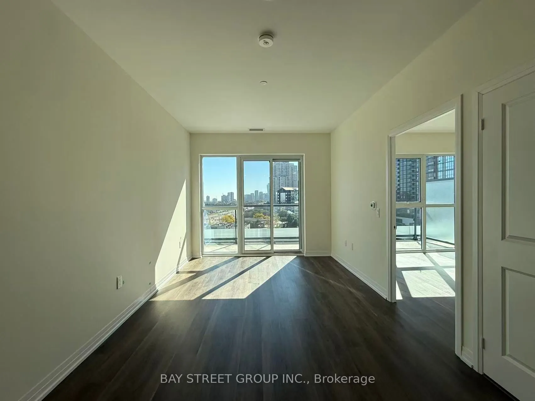 15 Watergarden Drive, #606