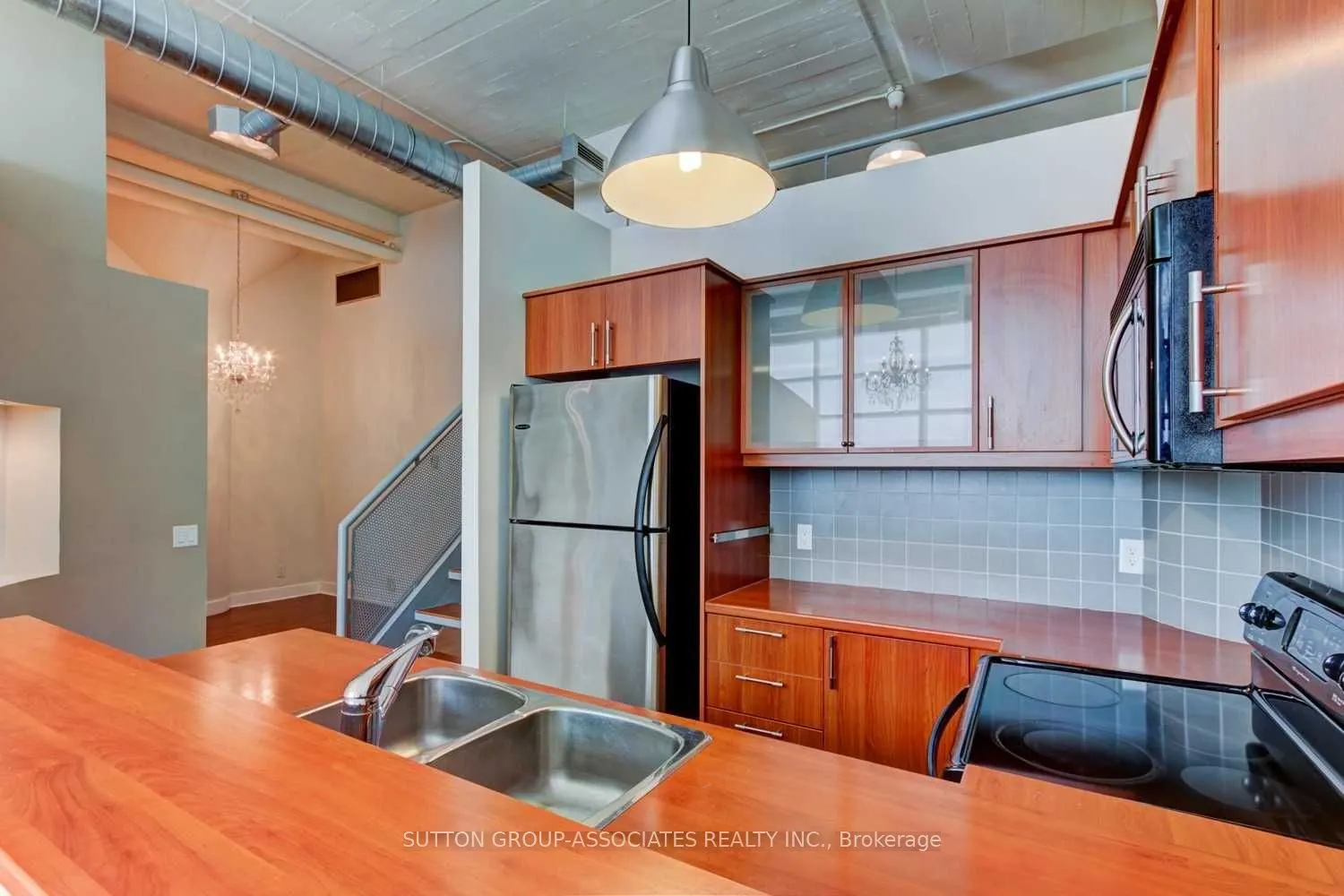 1001 Roselawn Avenue, #209