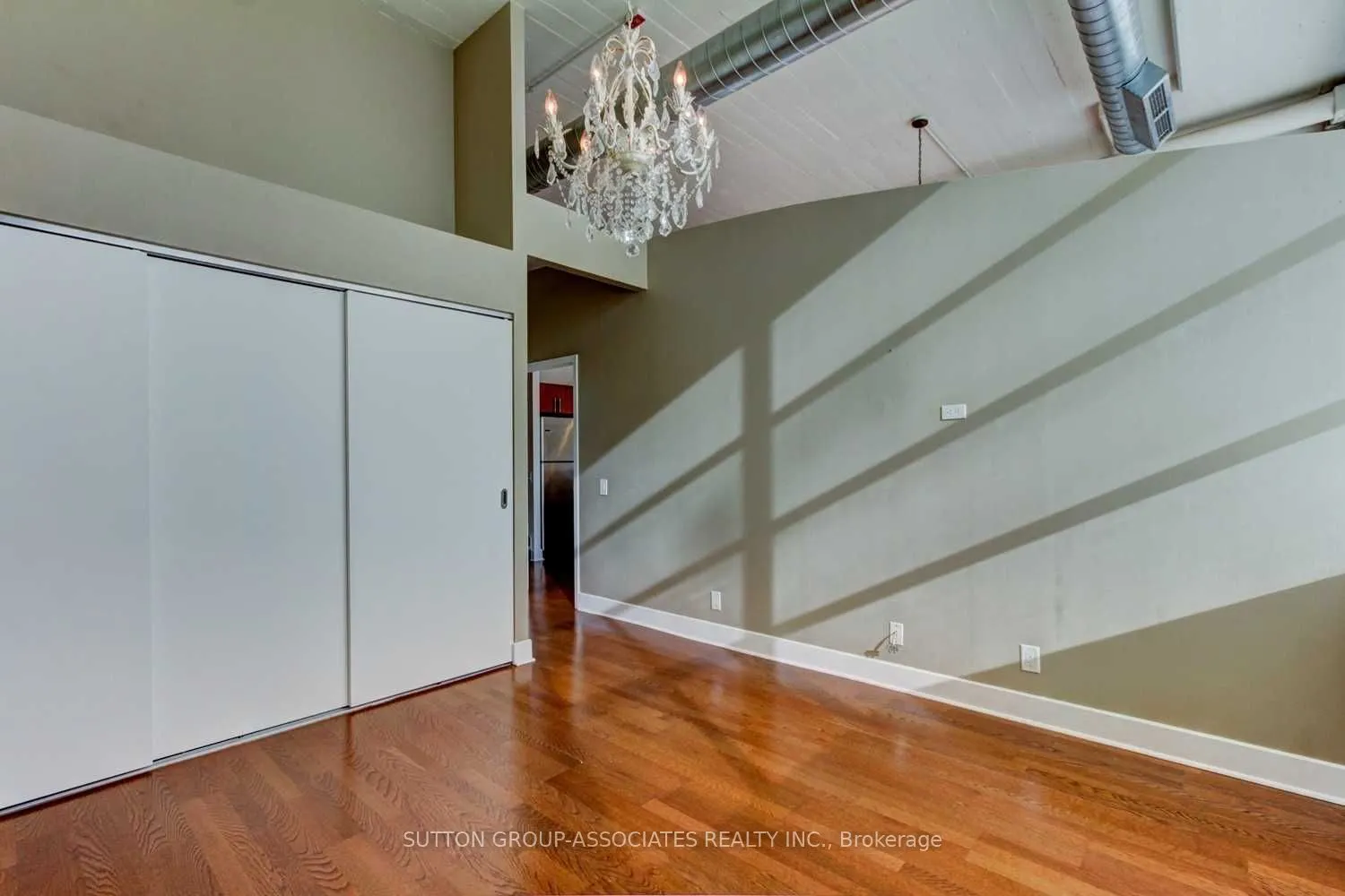 1001 Roselawn Avenue, #209