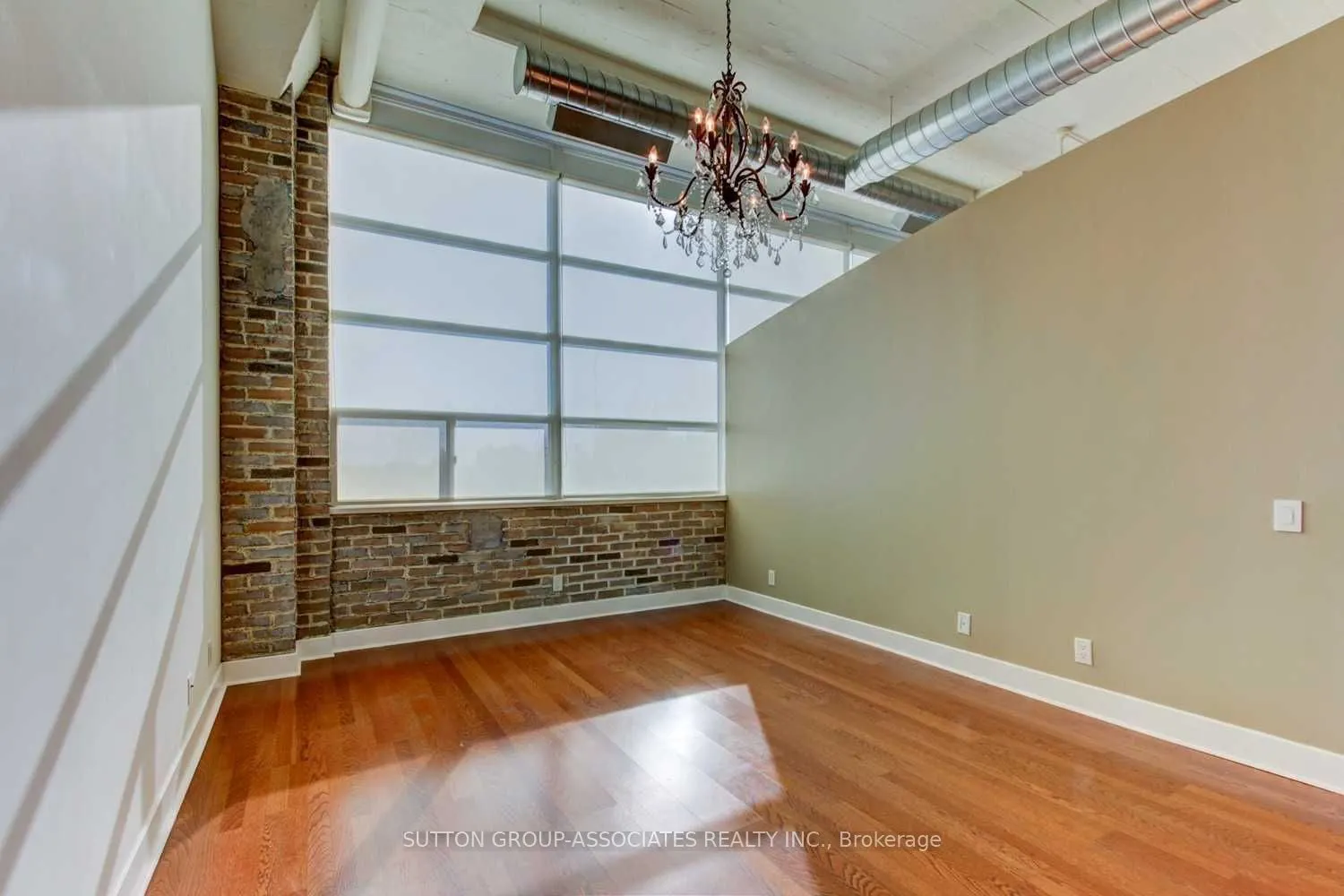 1001 Roselawn Avenue, #209