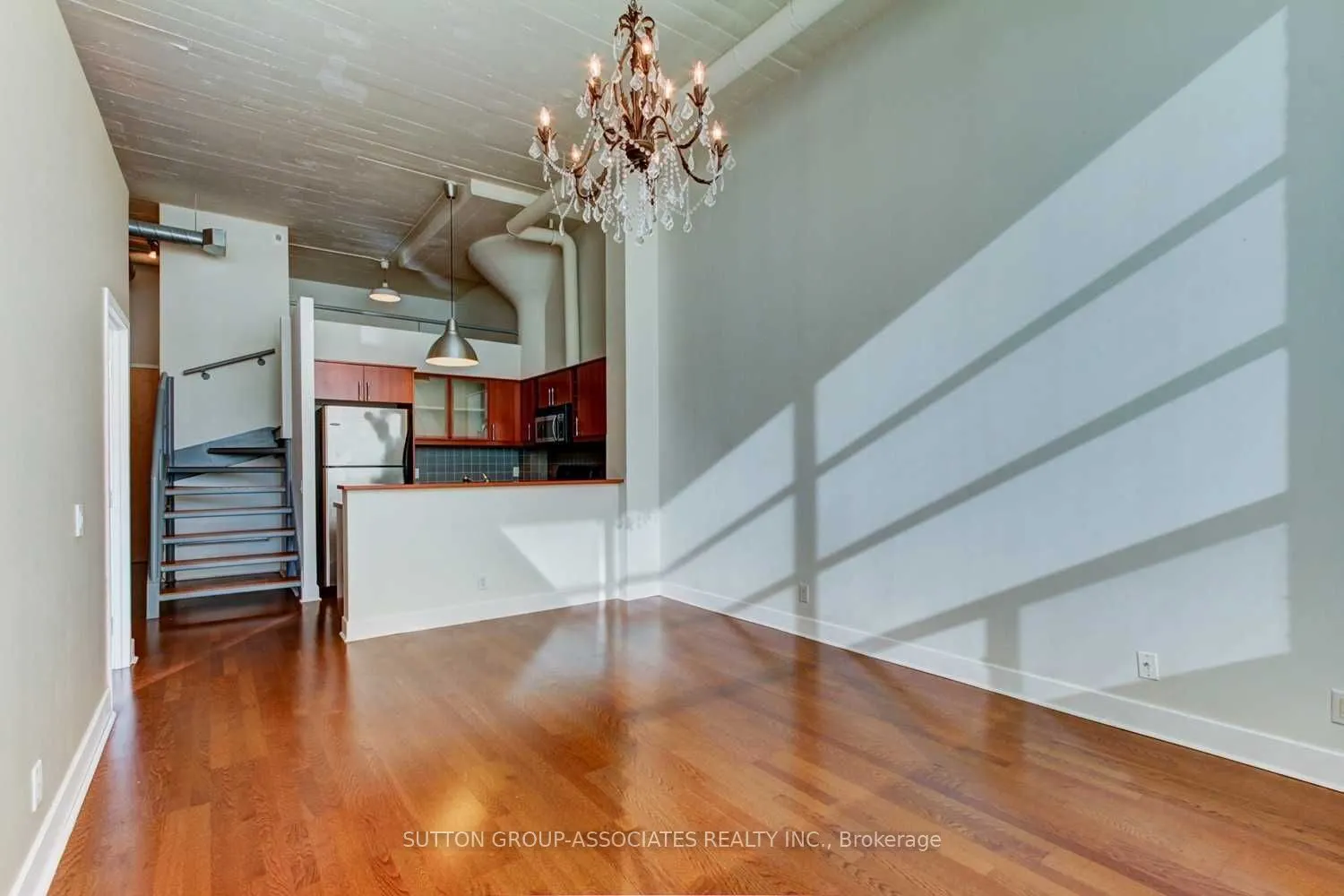 1001 Roselawn Avenue, #209