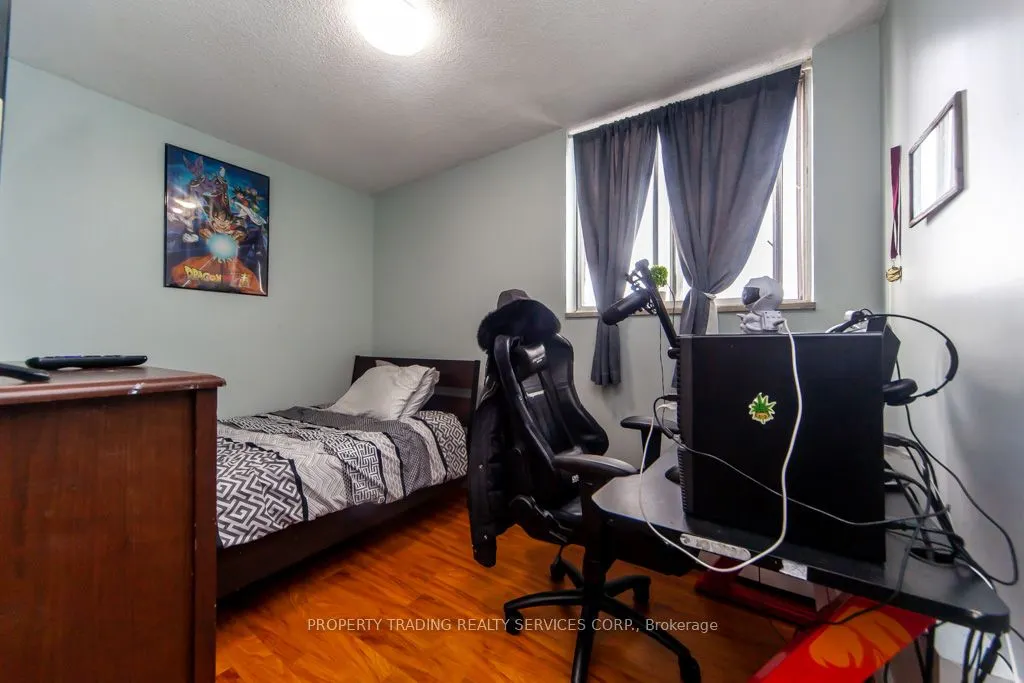 50 Lotherton Pathway, #402
