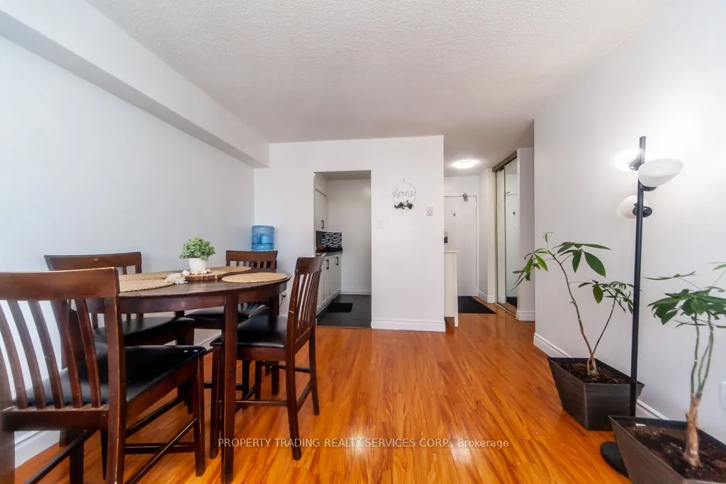 50 Lotherton Pathway, #402