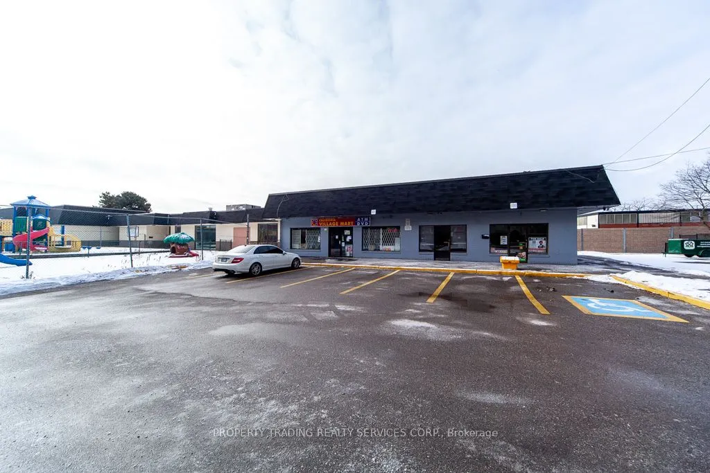 50 Lotherton Pathway, #402