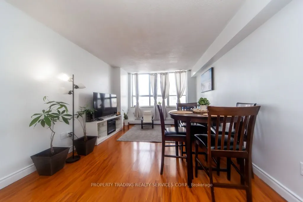 50 Lotherton Pathway, #402