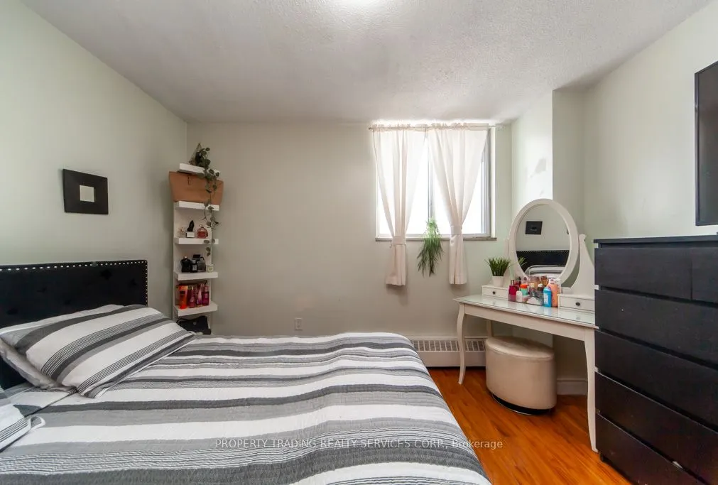 50 Lotherton Pathway, #402