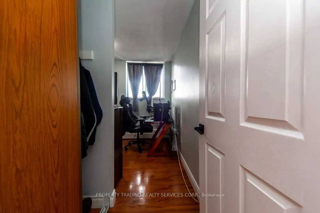 50 Lotherton Pathway, #402