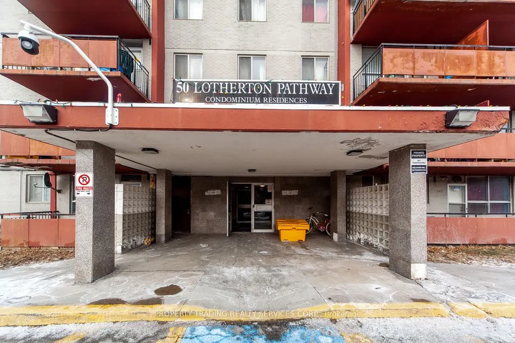 50 Lotherton Pathway, #402