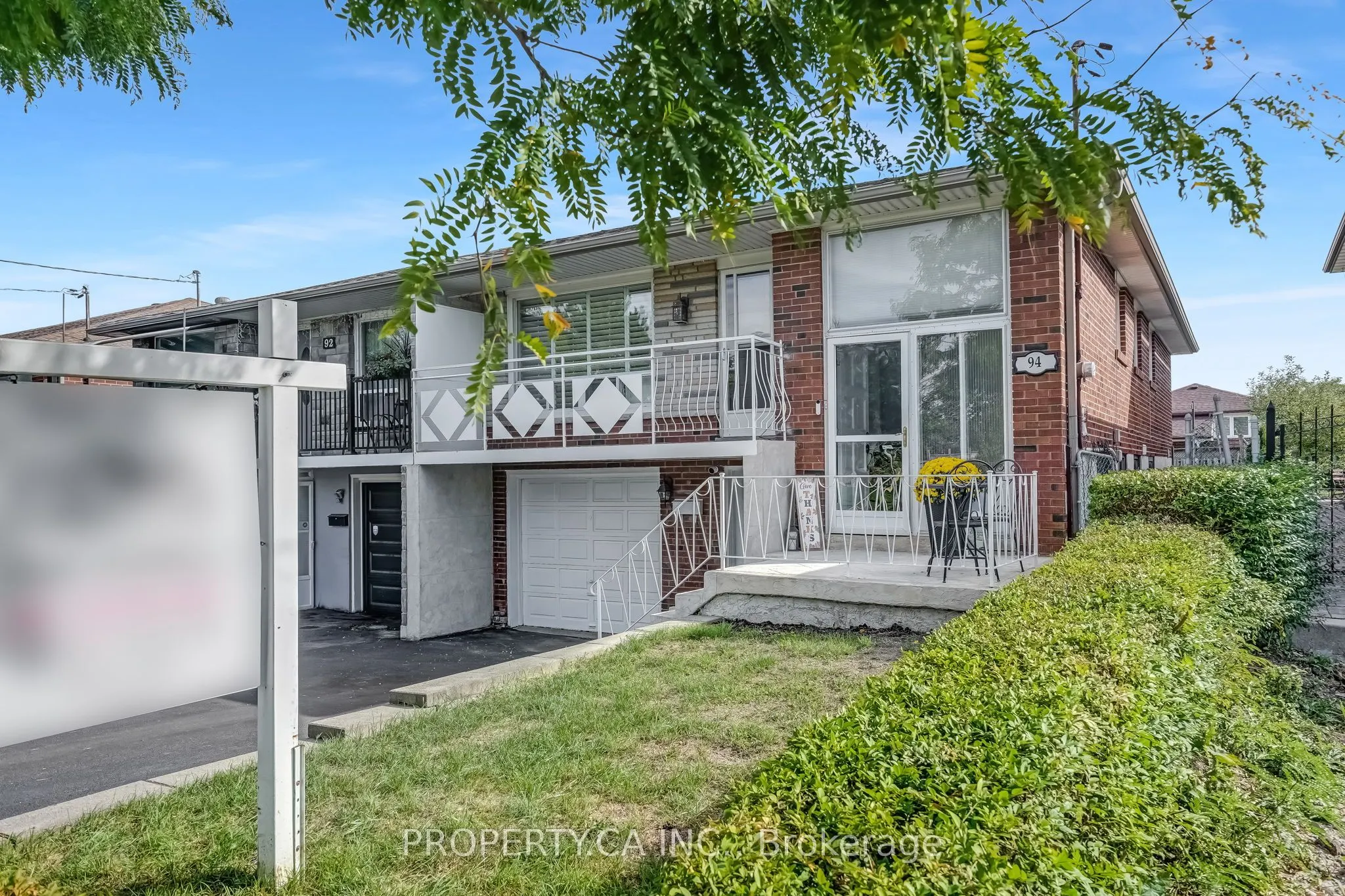 94 Bamford Crescent