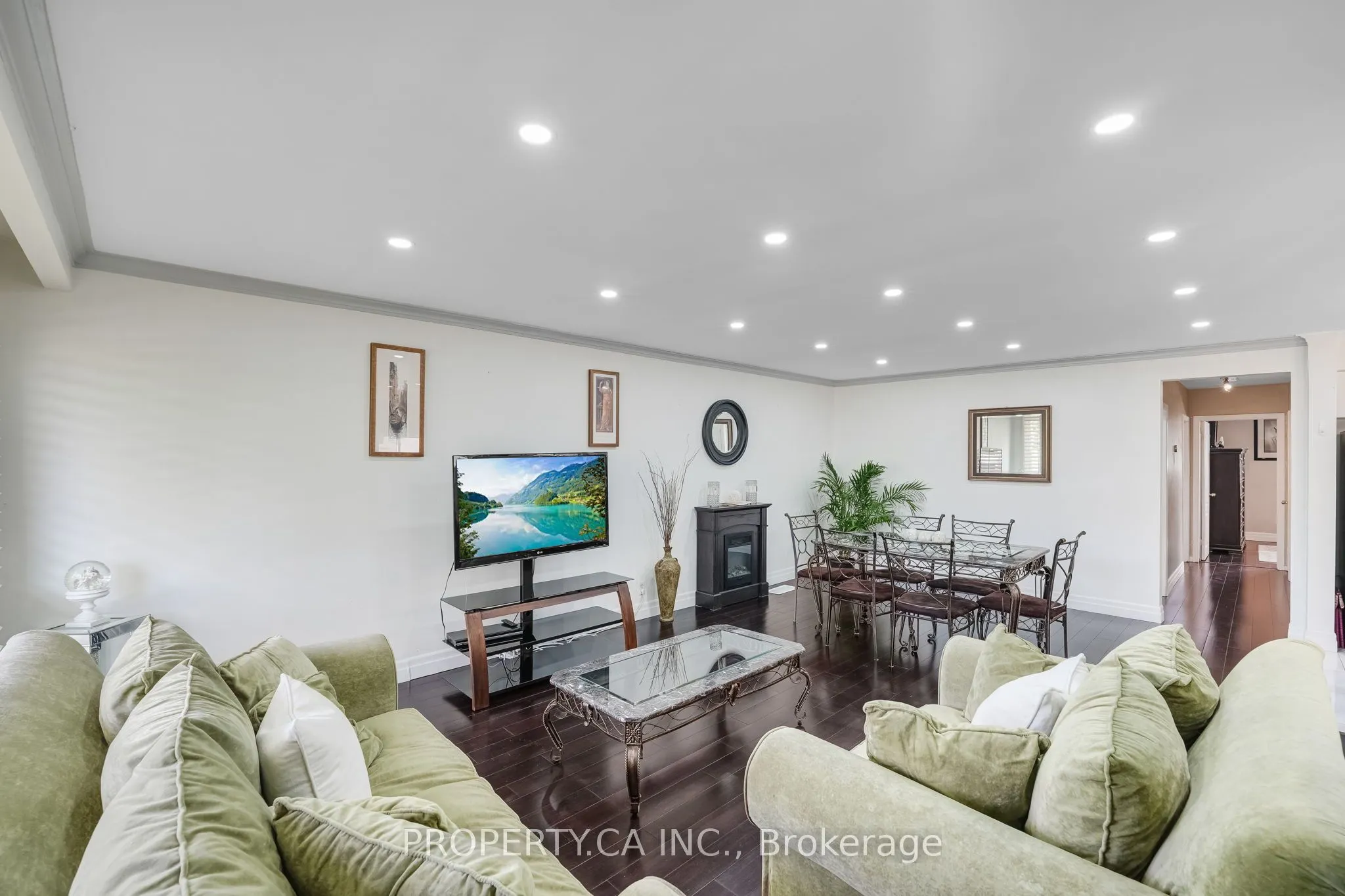 94 Bamford Crescent