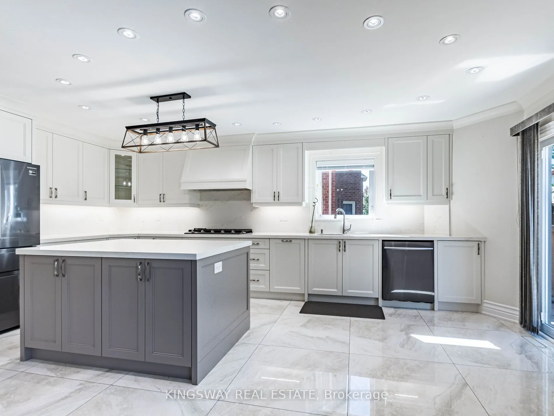 58 Leeward Drive