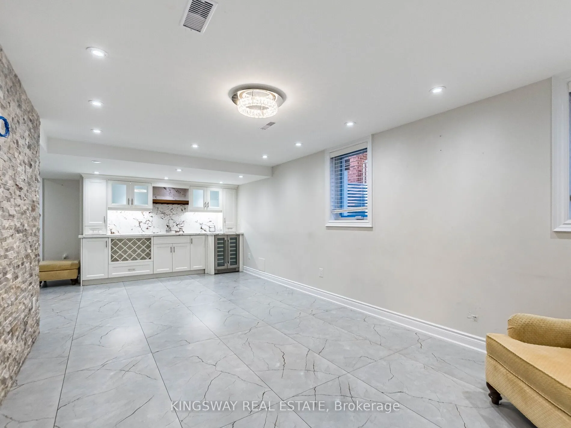 58 Leeward Drive
