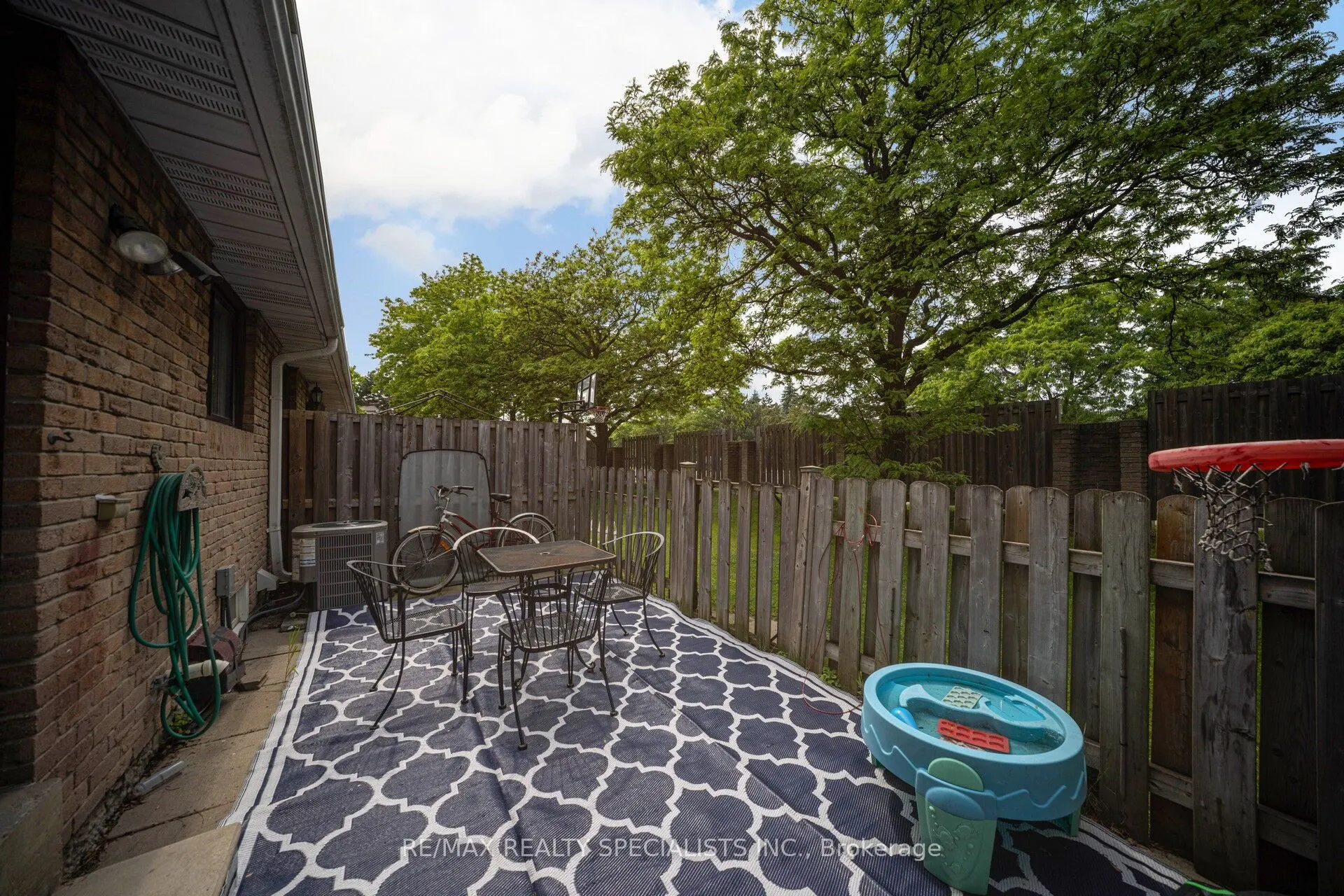 20 Enmount Drive, #20