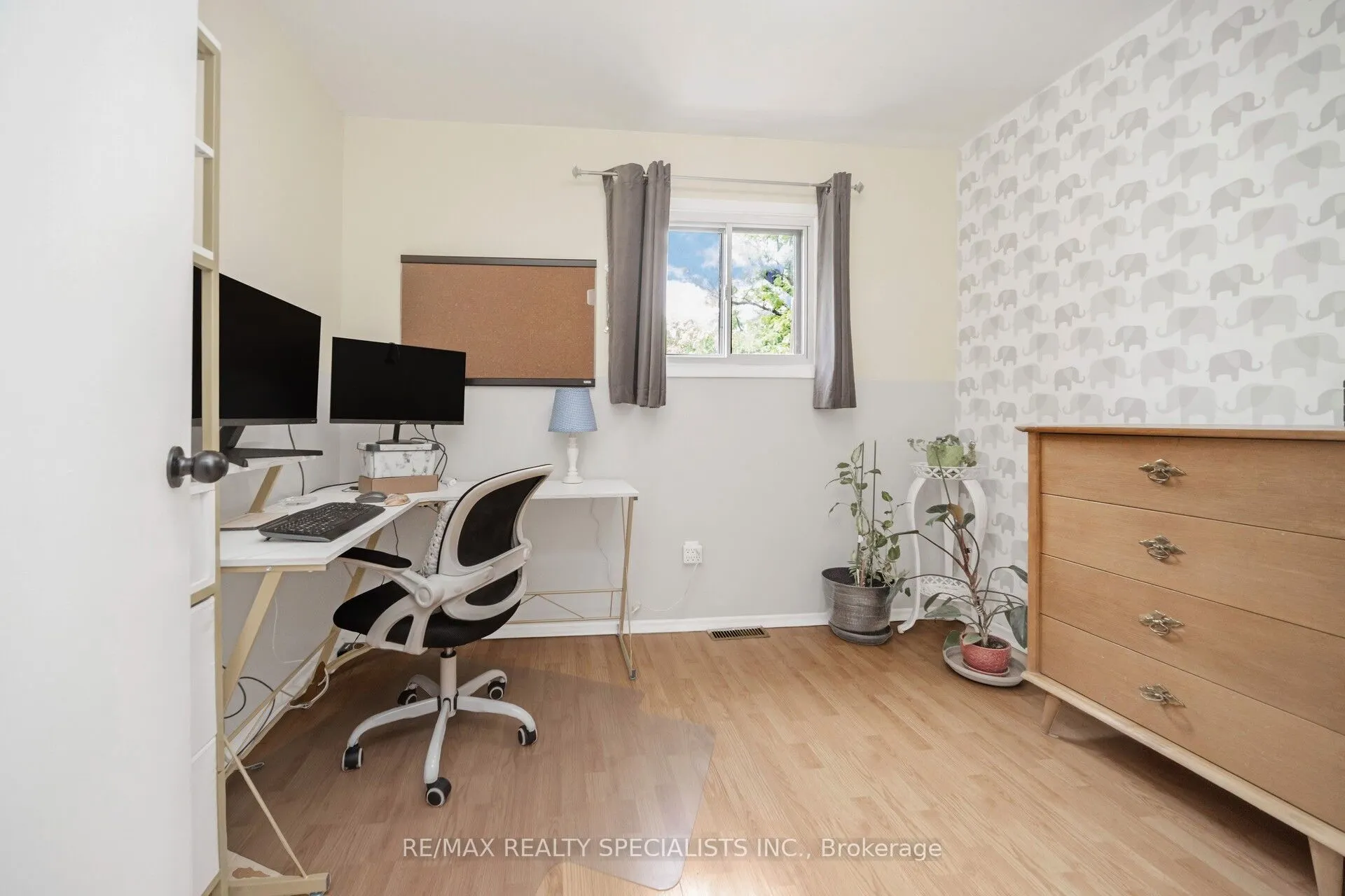 20 Enmount Drive, #20