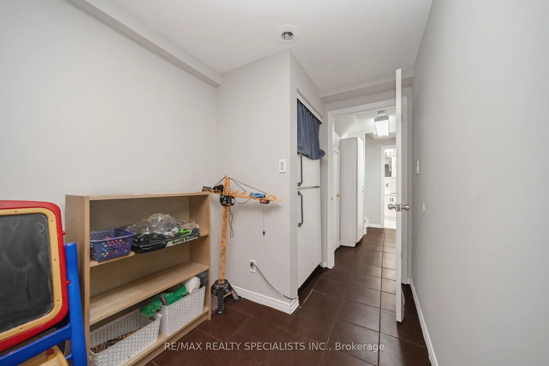 20 Enmount Drive, #20