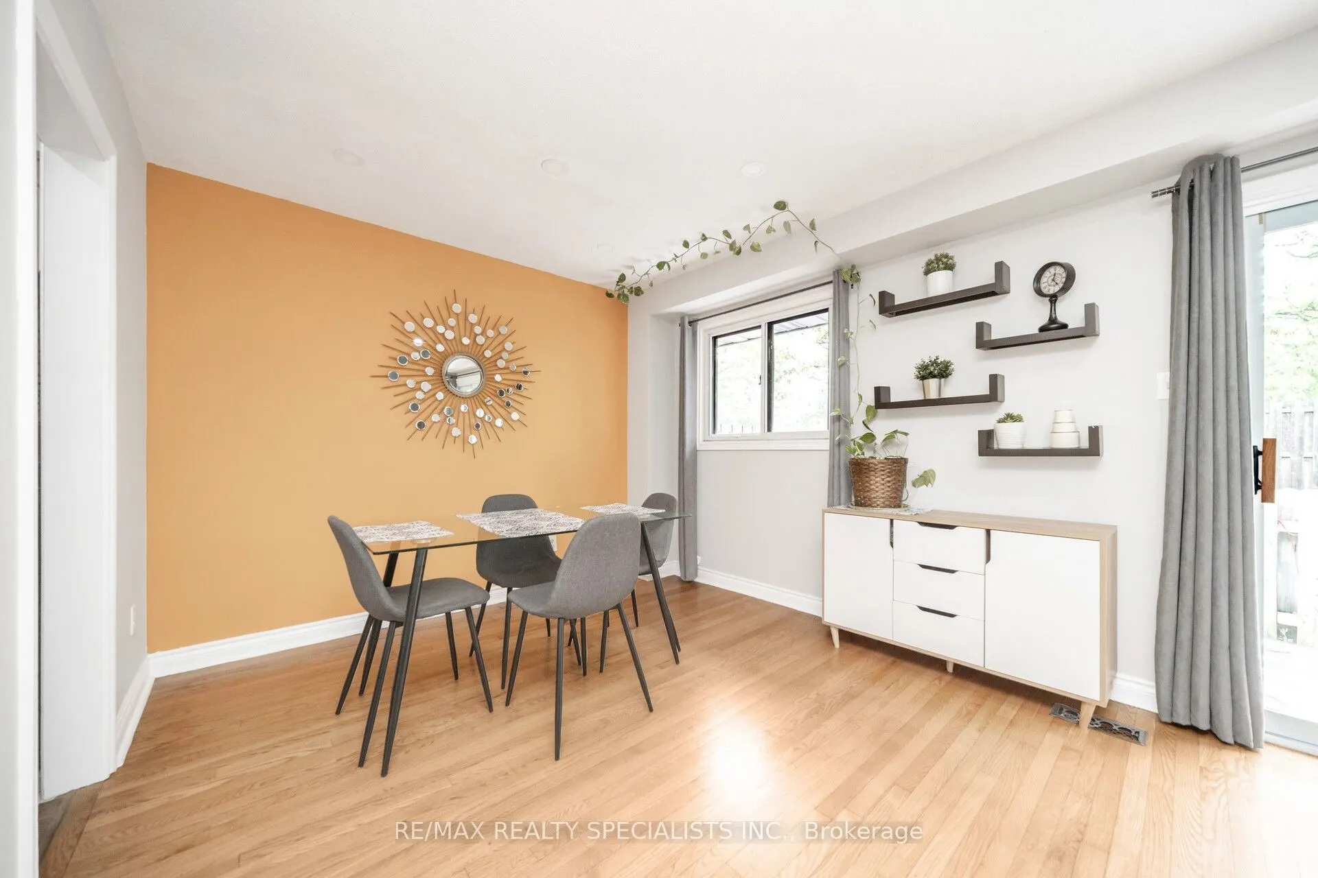 20 Enmount Drive, #20