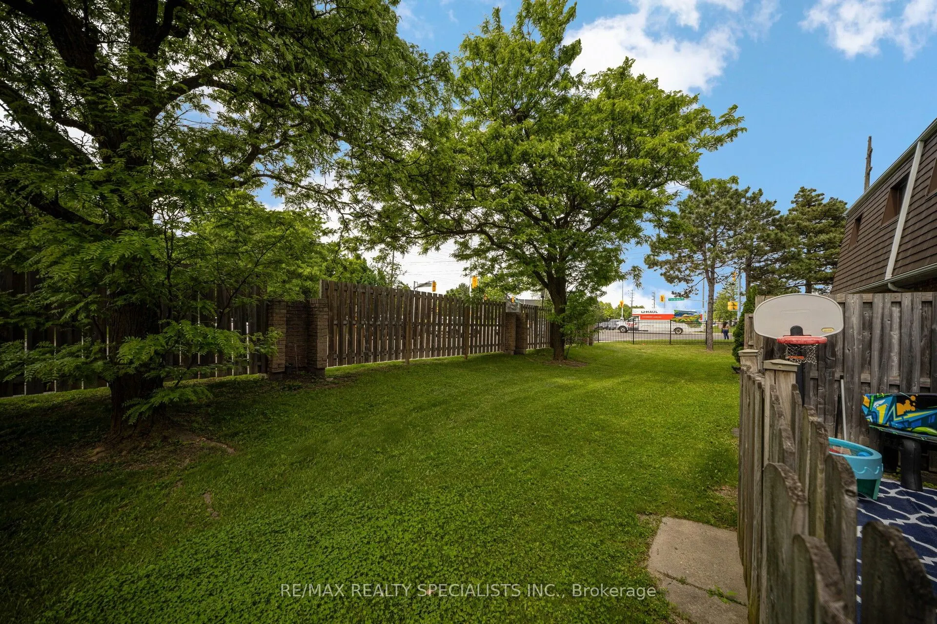 20 Enmount Drive, #20