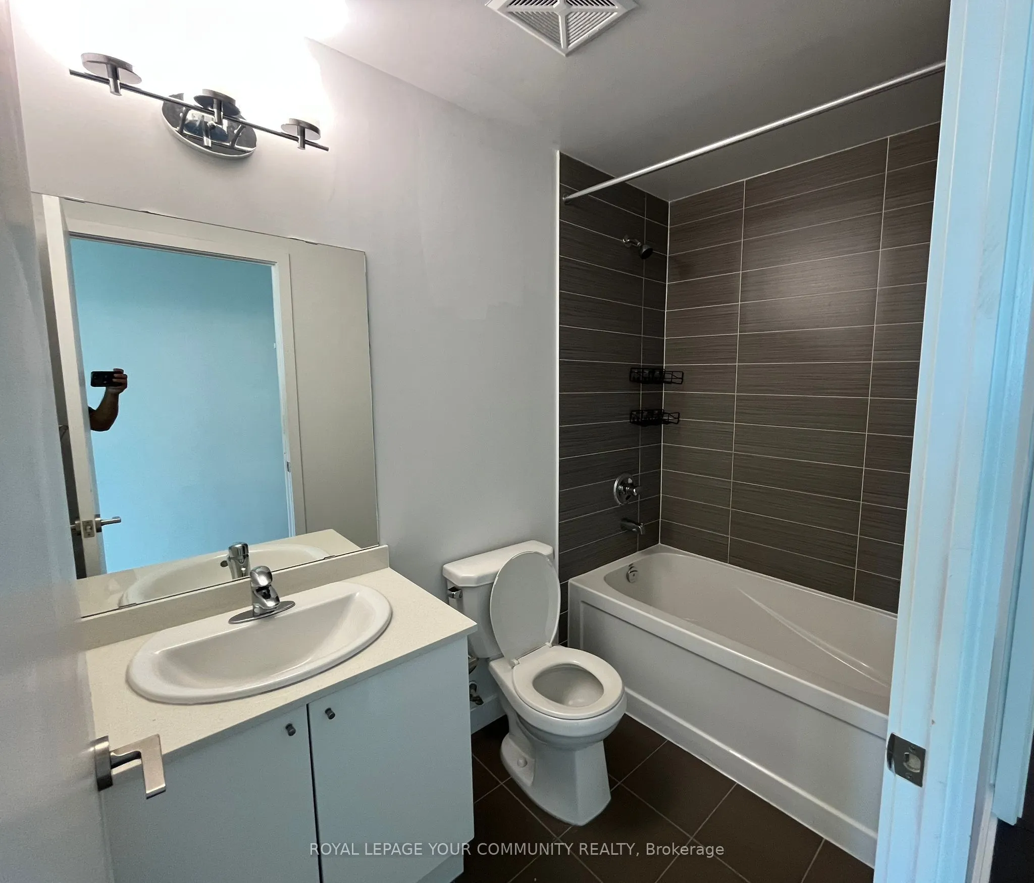3985 Grand Park Drive, #1702