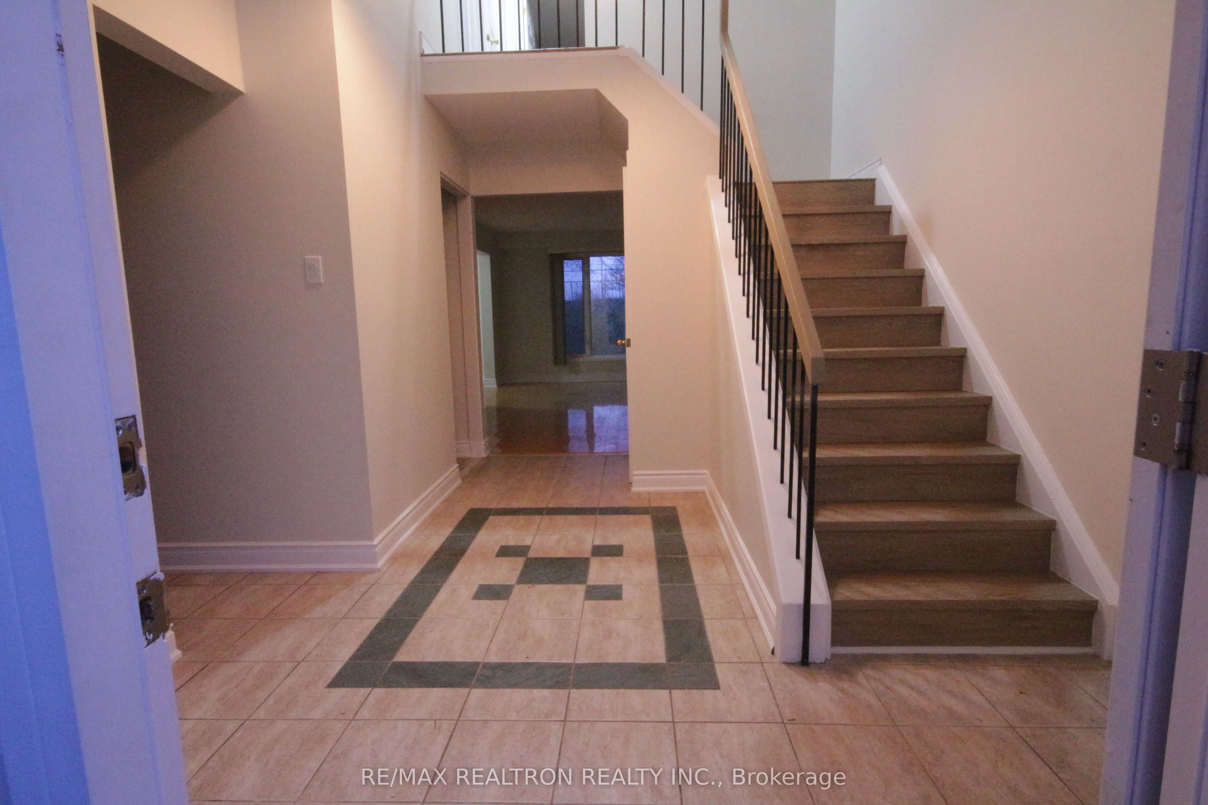 4272 Gayling Gardens