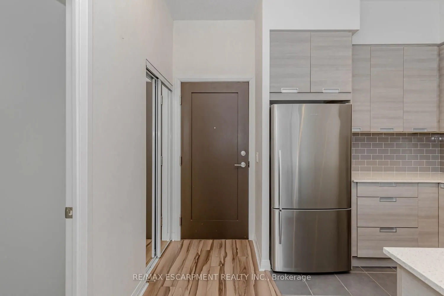 75 EGLINTON Avenue W, #302