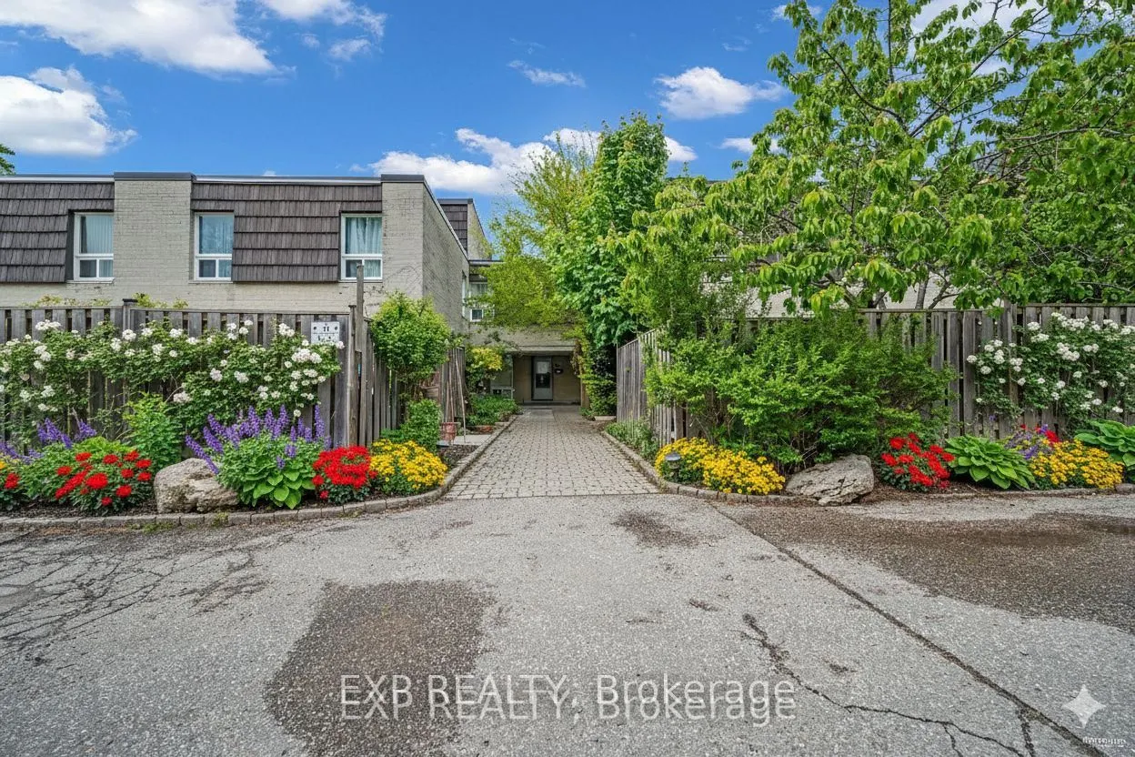 33 Four Winds Drive, #14