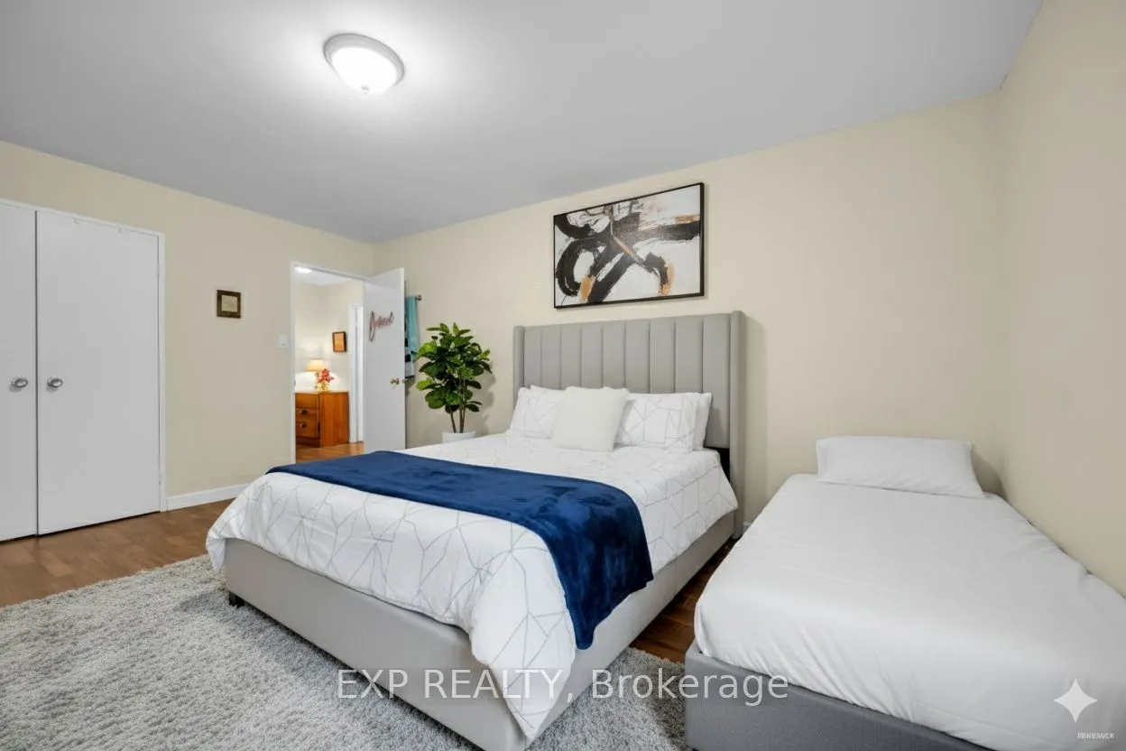 33 Four Winds Drive, #14
