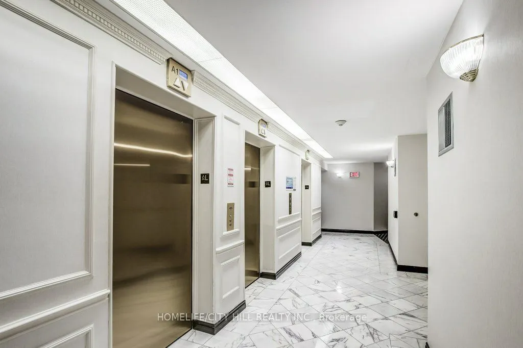 2285 Lake Shore Boulevard W, #506