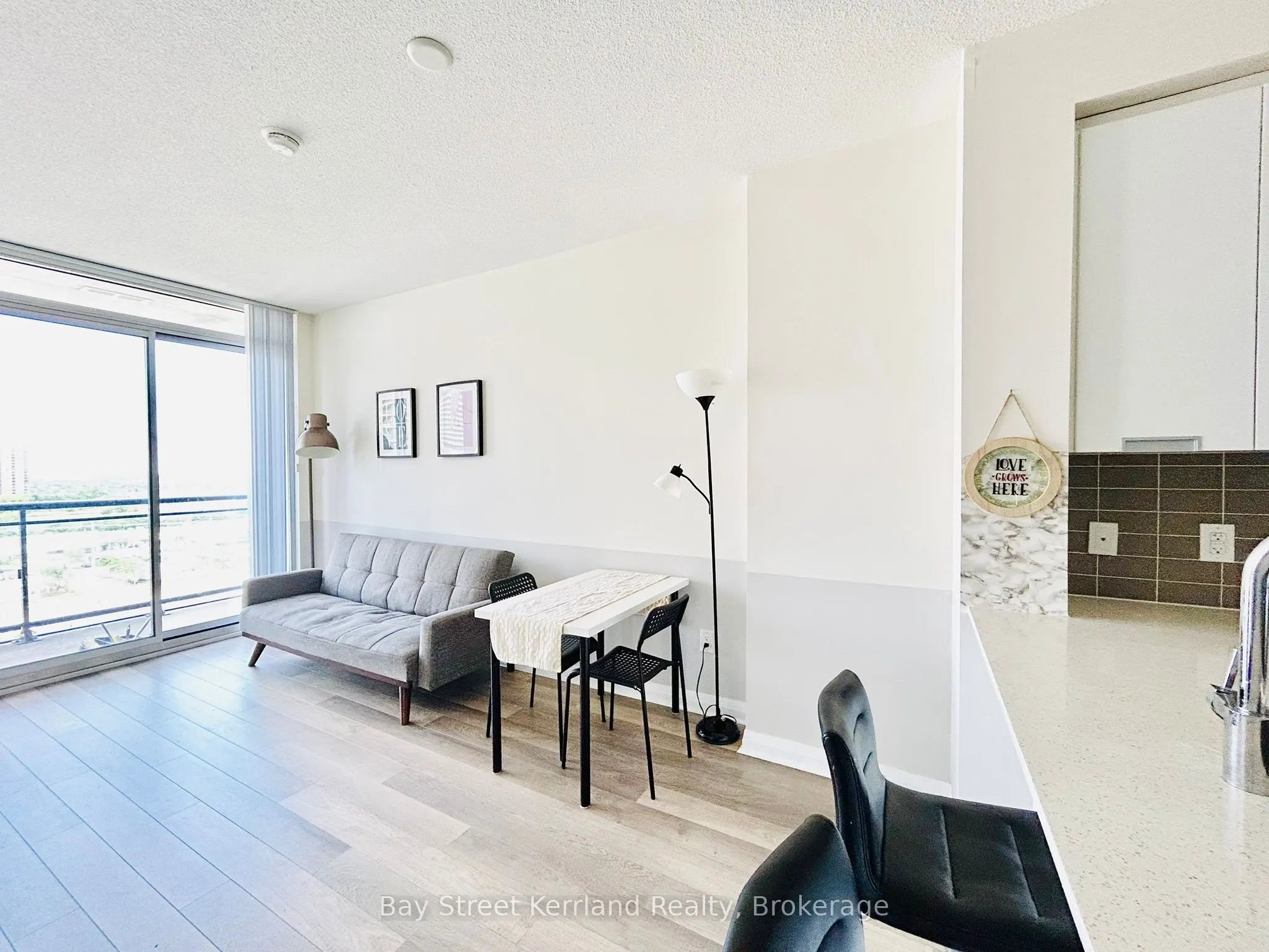 5033 Four Springs Avenue, #1118