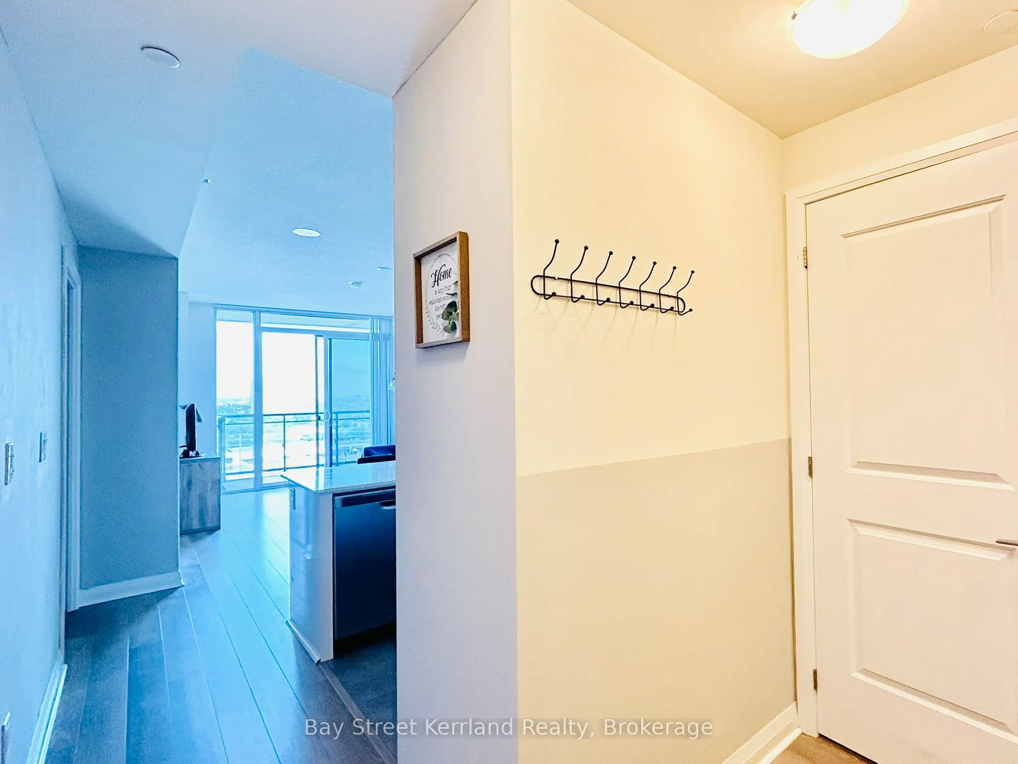 5033 Four Springs Avenue, #1118