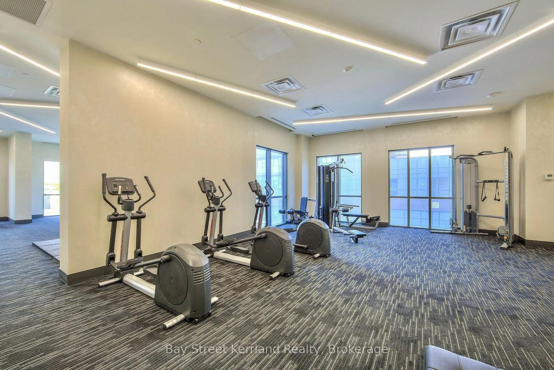 5033 Four Springs Avenue, #1118