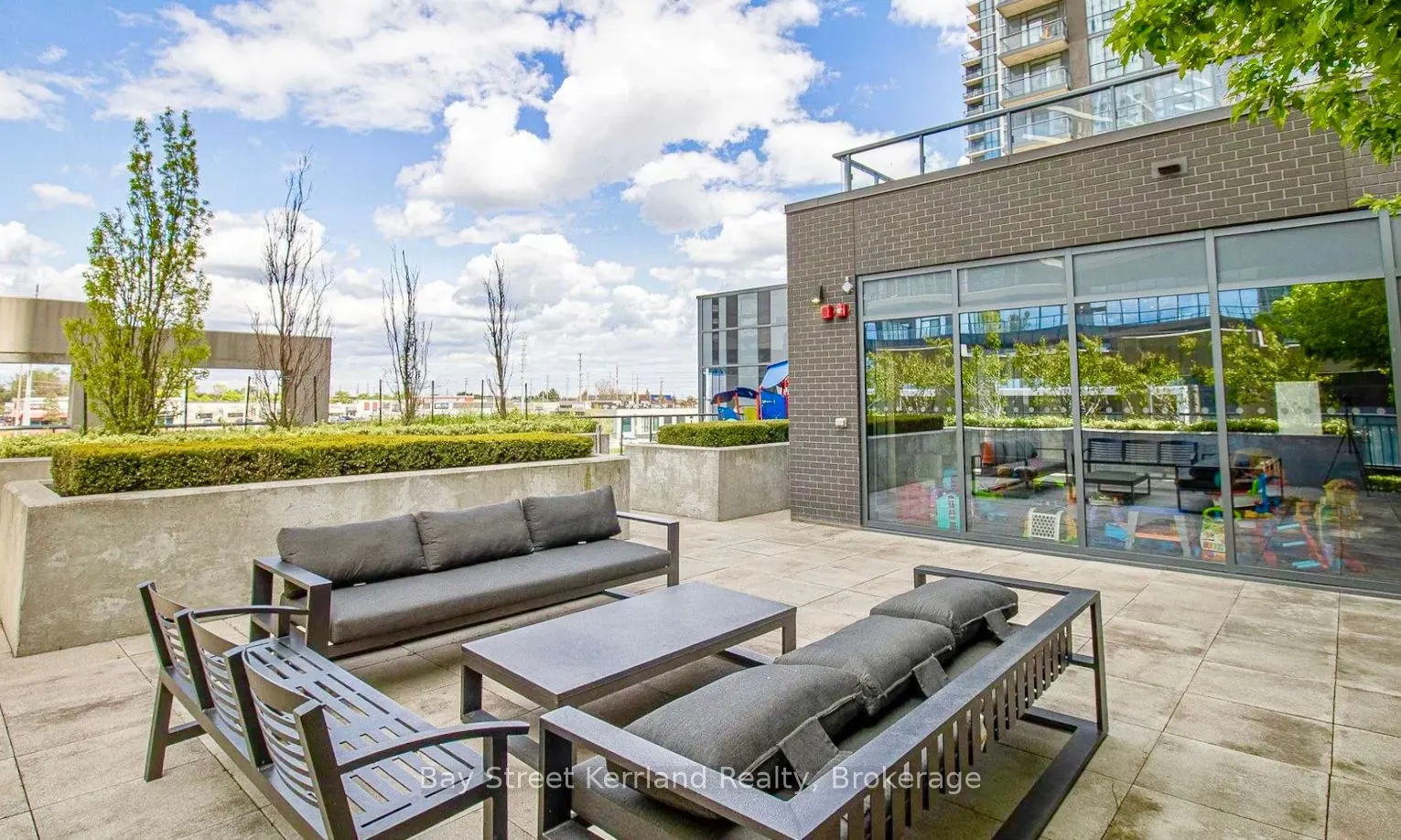 5033 Four Springs Avenue, #1118