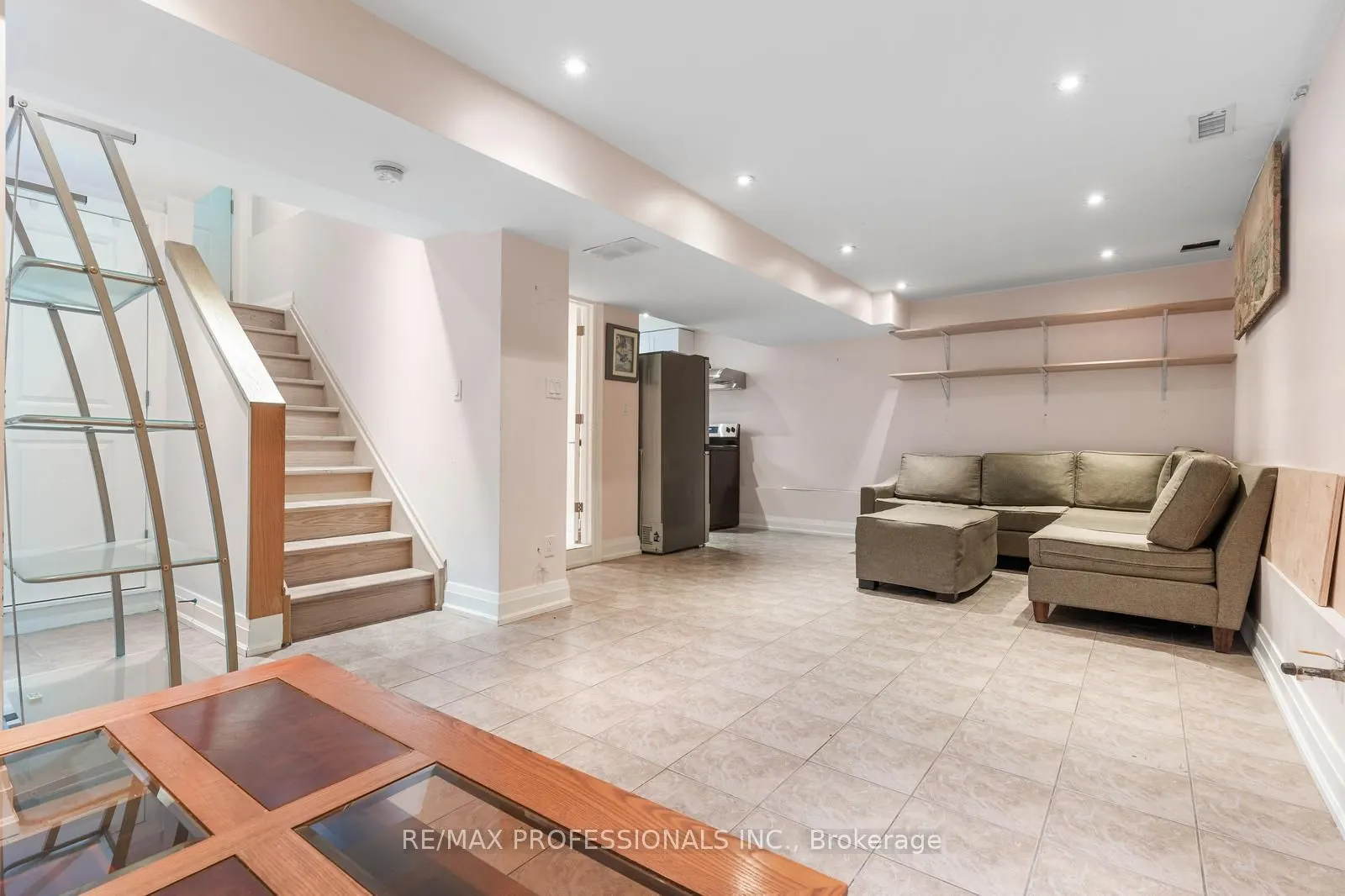 2106 Lawrence Avenue W, #Bsmt
