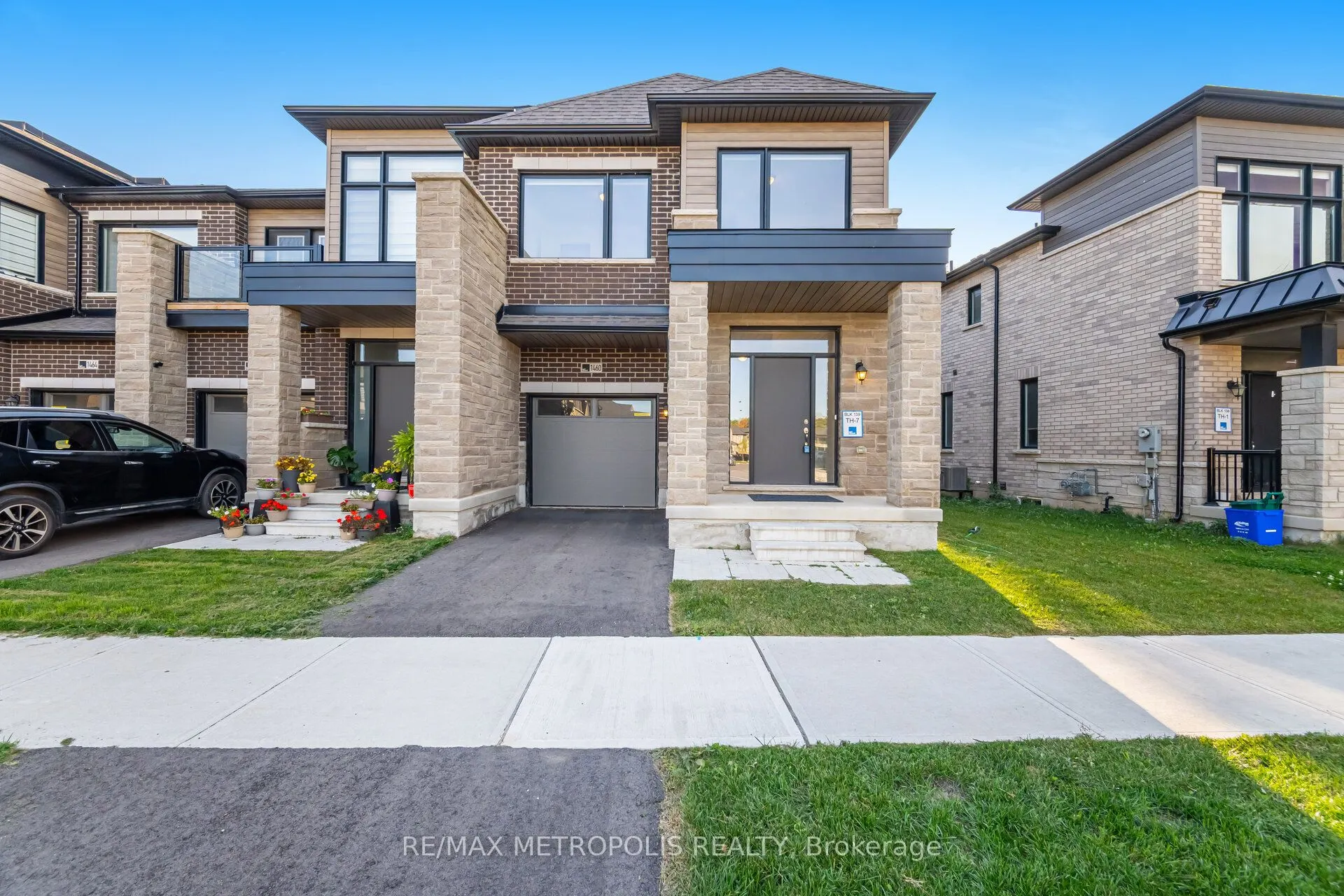1460 Rose Way